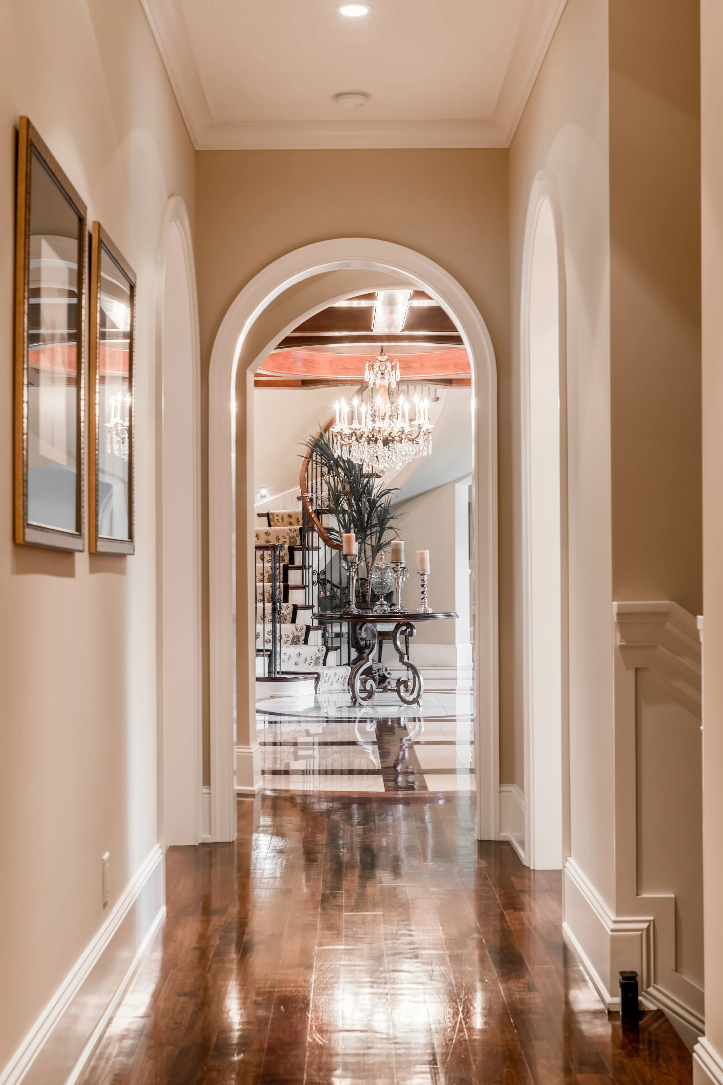 Hallway3.jpg
