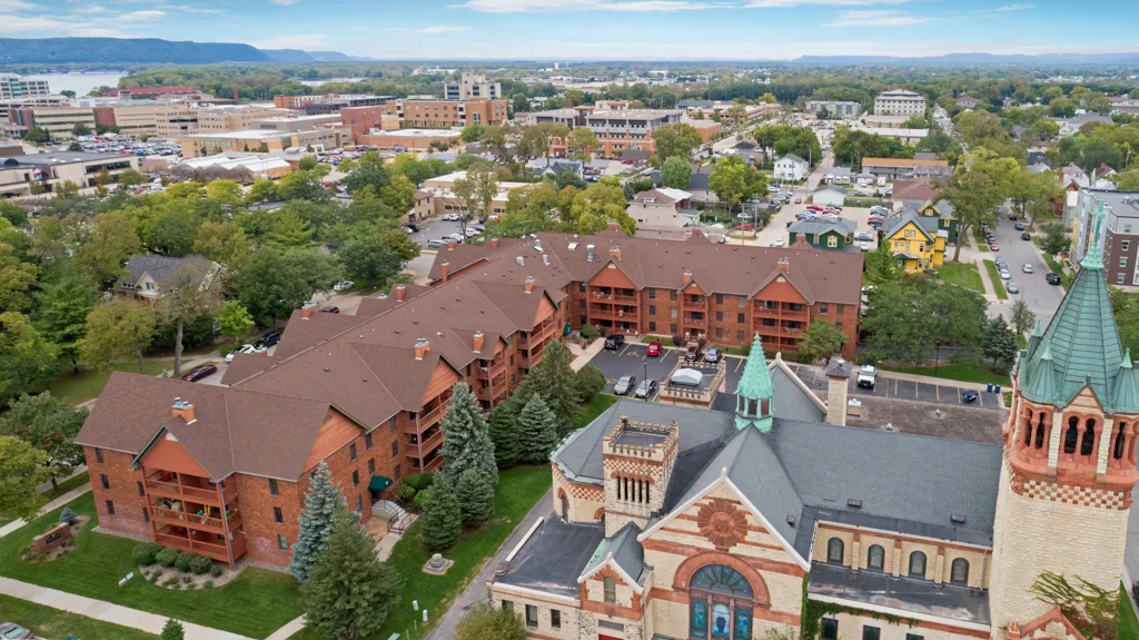 801 Main Street, La Crosse-25.jpg