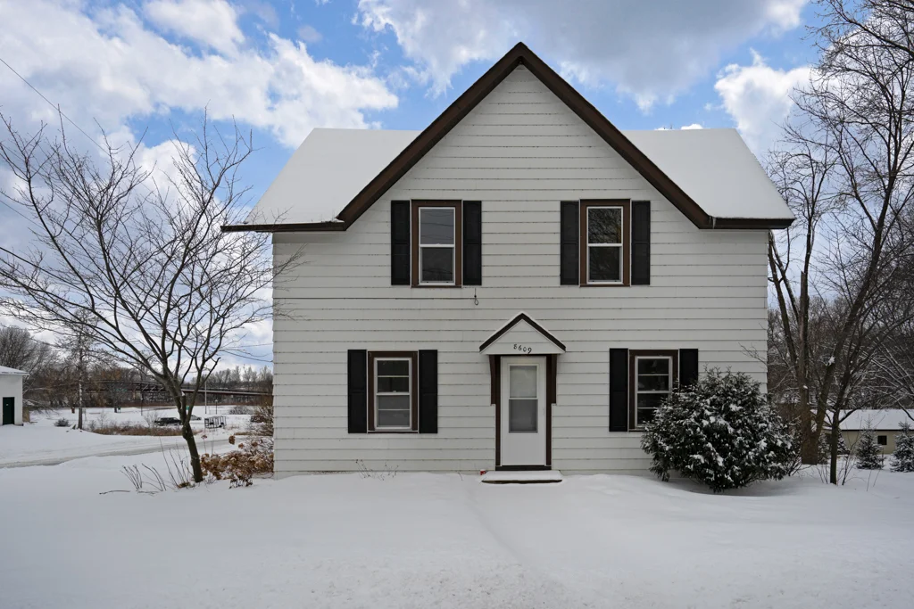 8609KennedyMemorialDr-MLS-1.jpg