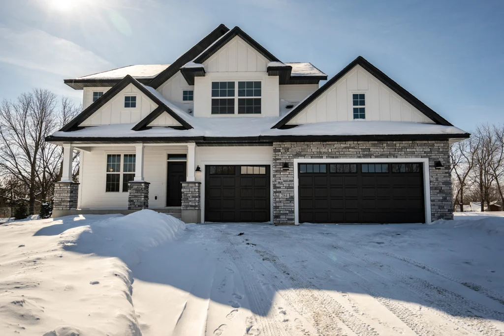 284FairCircle-MLS-1.jpg