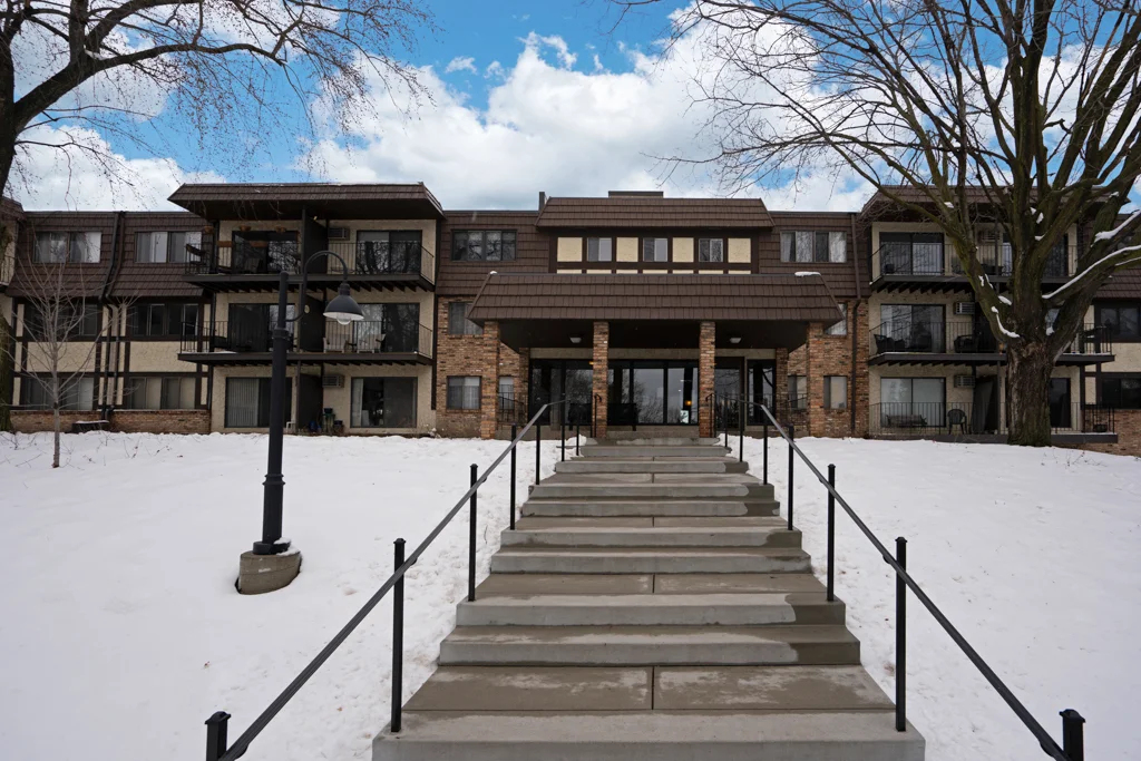 205BarryAve#111-MLS-1.jpg