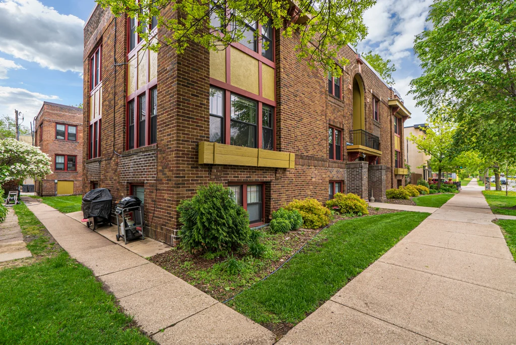3247 Lyndale Ave MLS-2.jpg