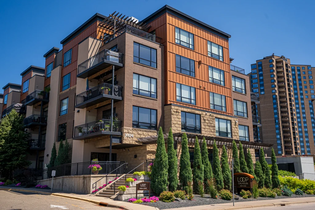 3104 West Lake St MLS-1.jpg