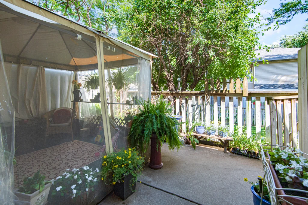 1208 Trailwood S MLS-7.jpg