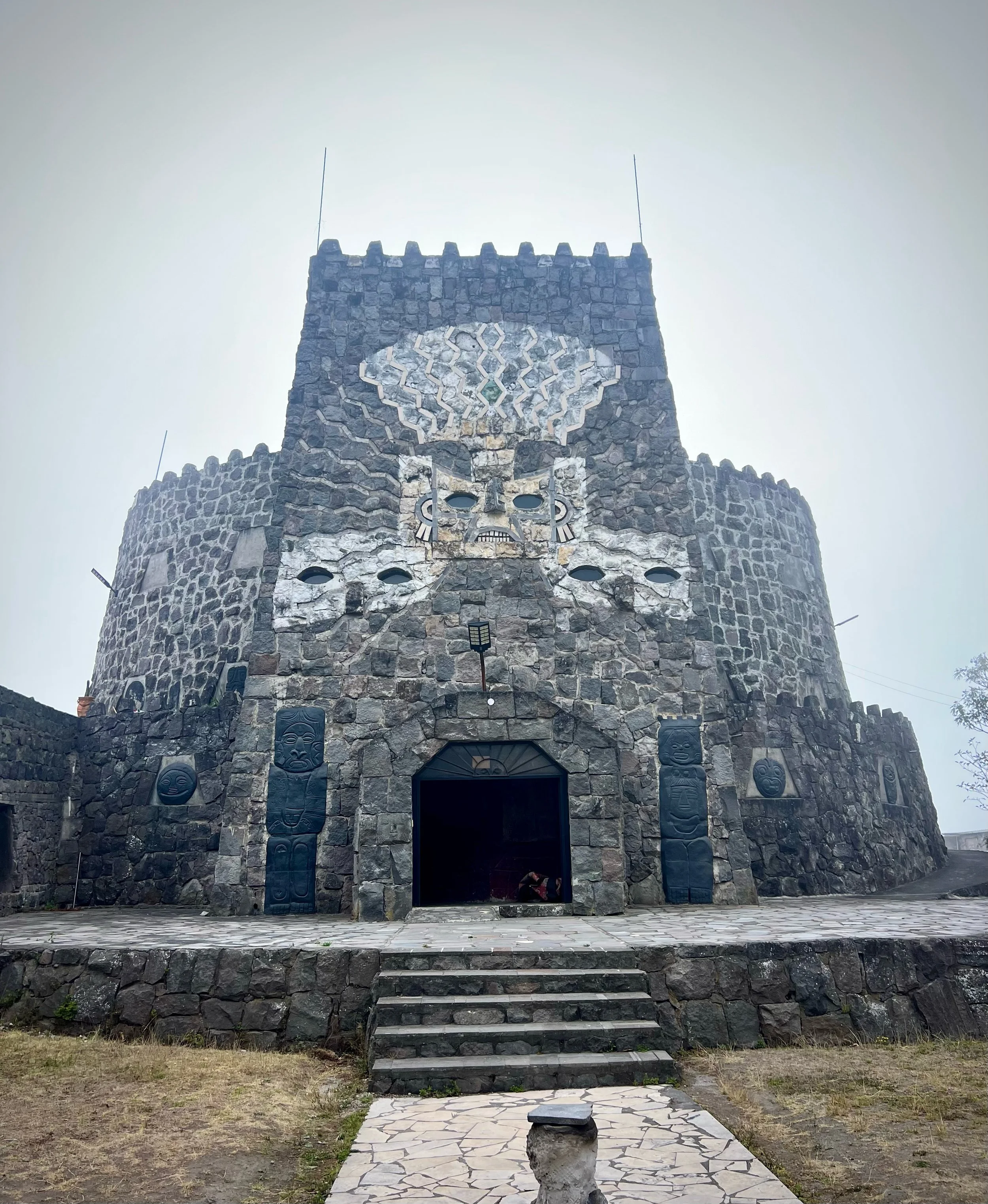 Went to the Museo Templo del Sol in Quito with my friend @miggins1610 a few days ago and it was SO TRIPPY! The temple (which is a museum/art gallery) was constructed over 30 years by Ecuadorian artist Crist&oacute;bal Ortega Maila, built in honor of 