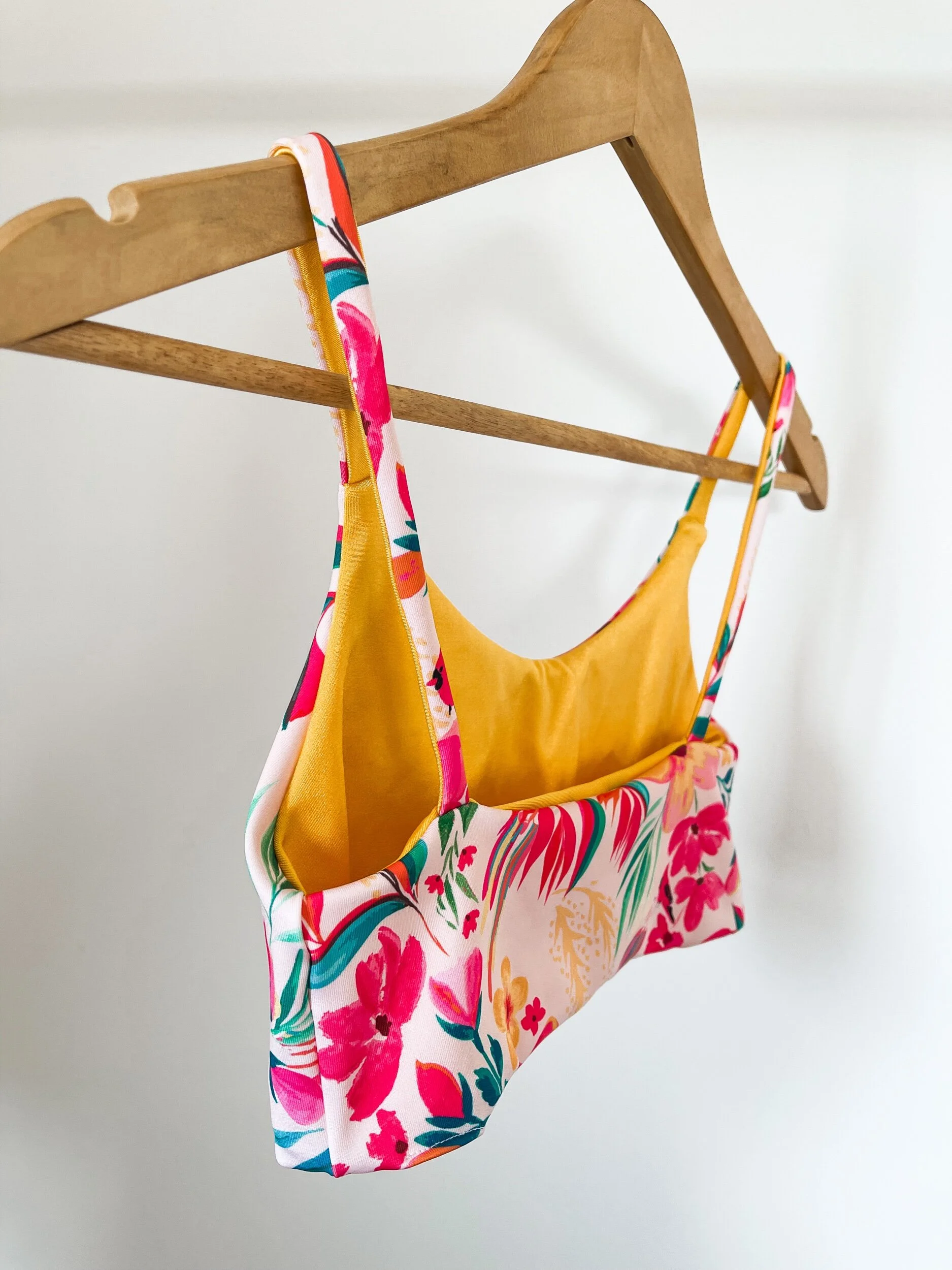 7B4EDFCA-7DE5-444E-A54D-4D746776D80E