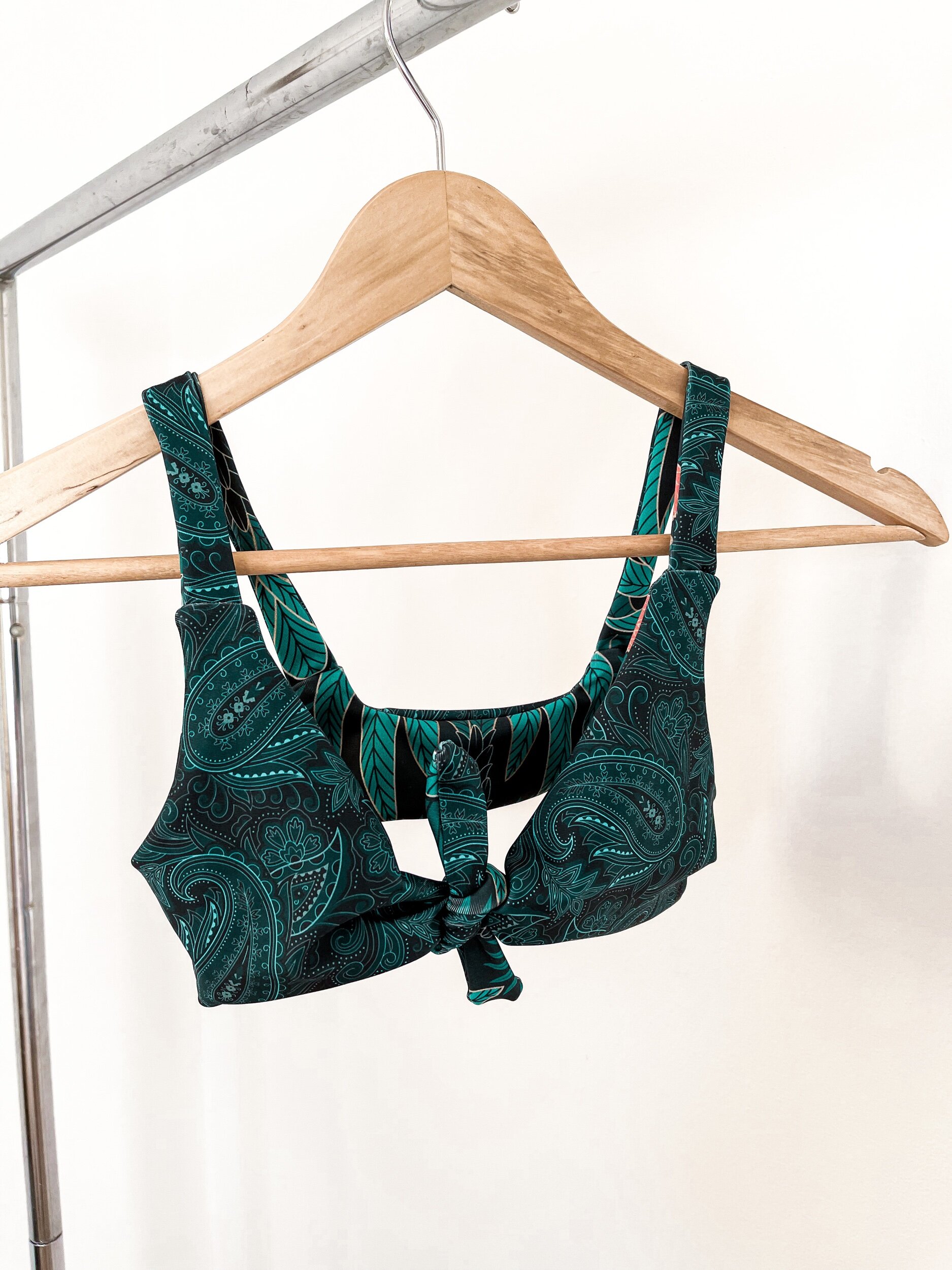 A8CEC3CE-D77A-4253-B5AA-81DD48F356B1