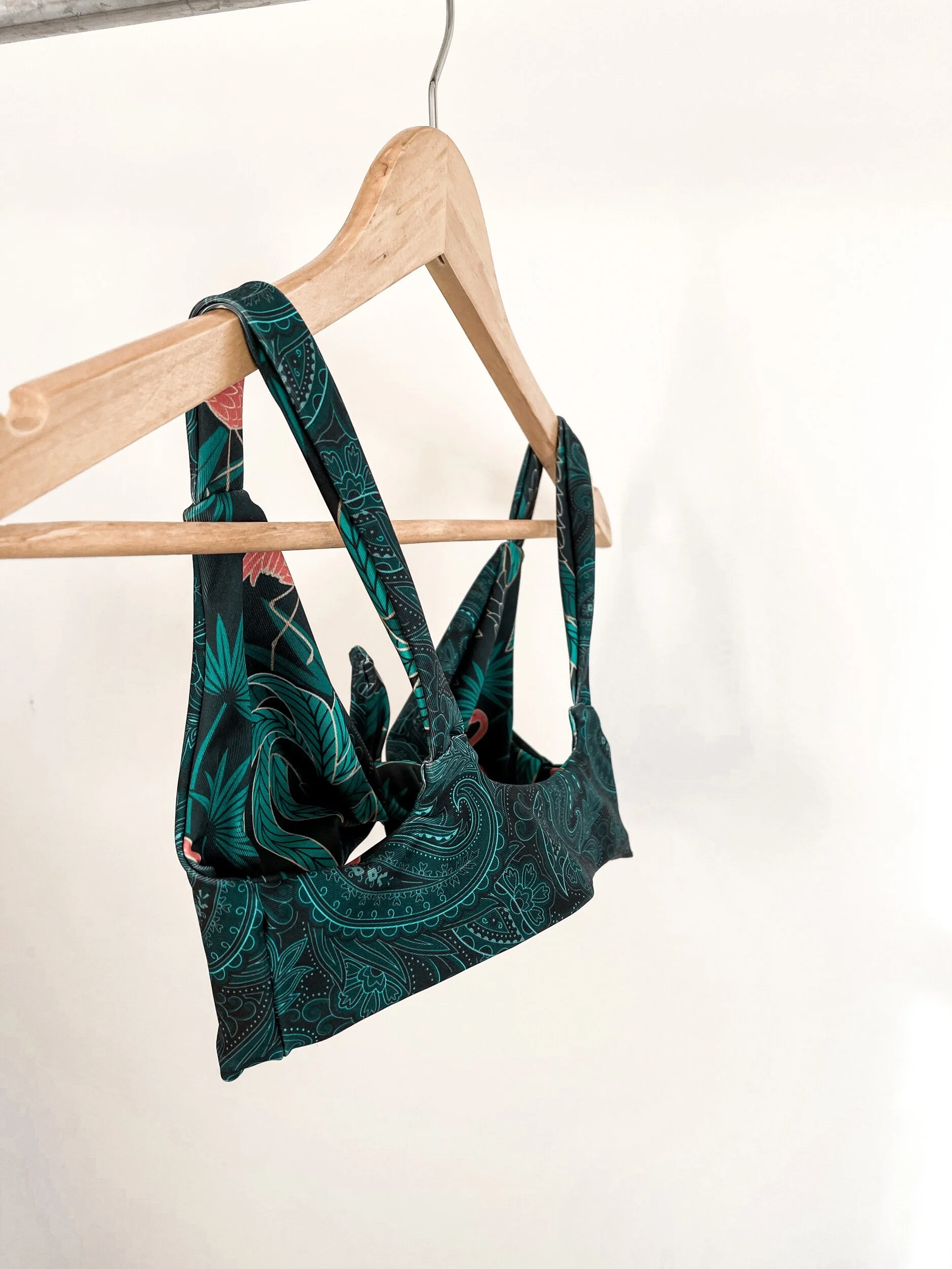 B39F855D-1FEC-409C-A150-7EAD3A1B8DD7