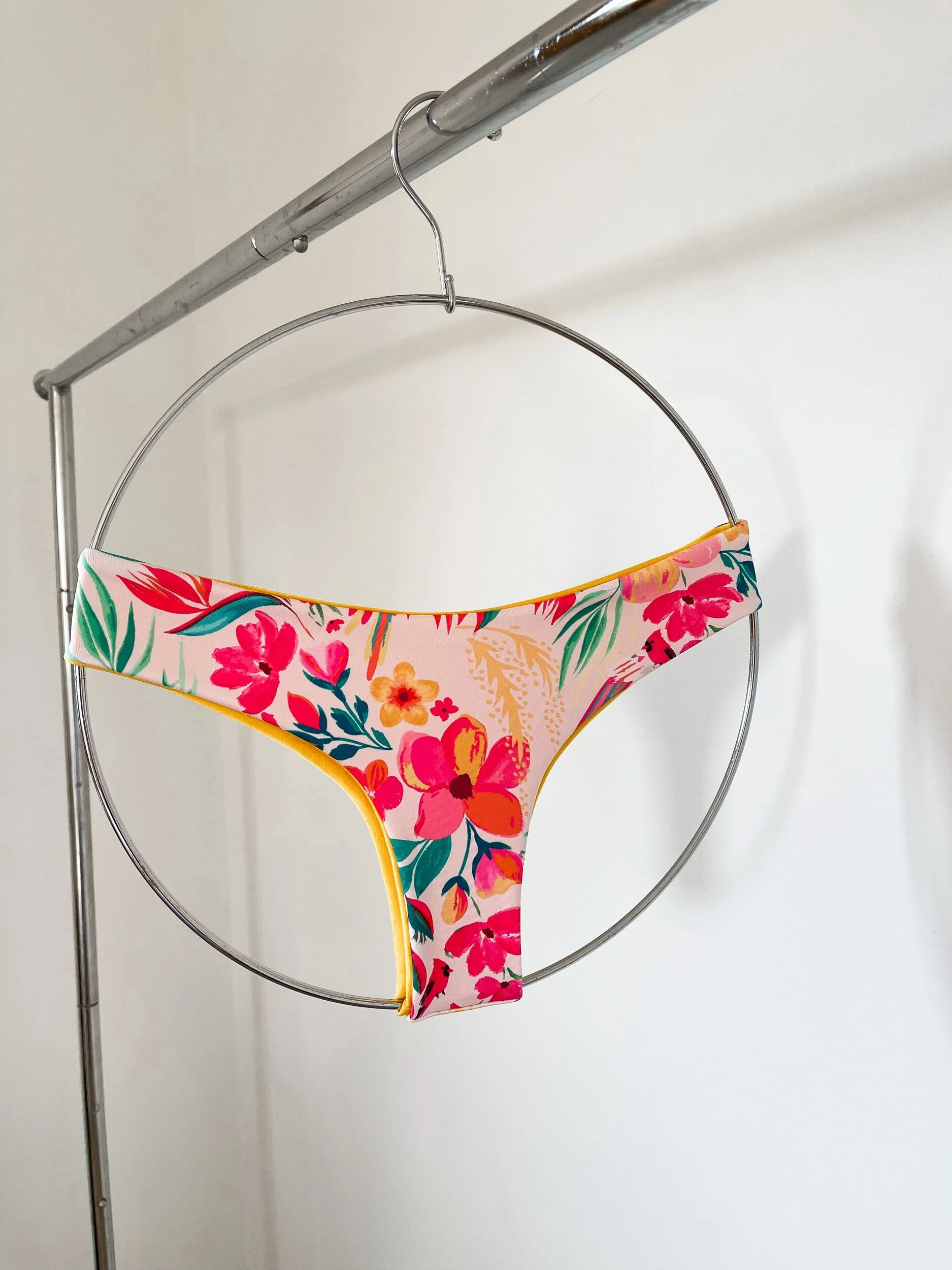 E9FA116F-C122-4DD4-8AB2-B70250188DB1