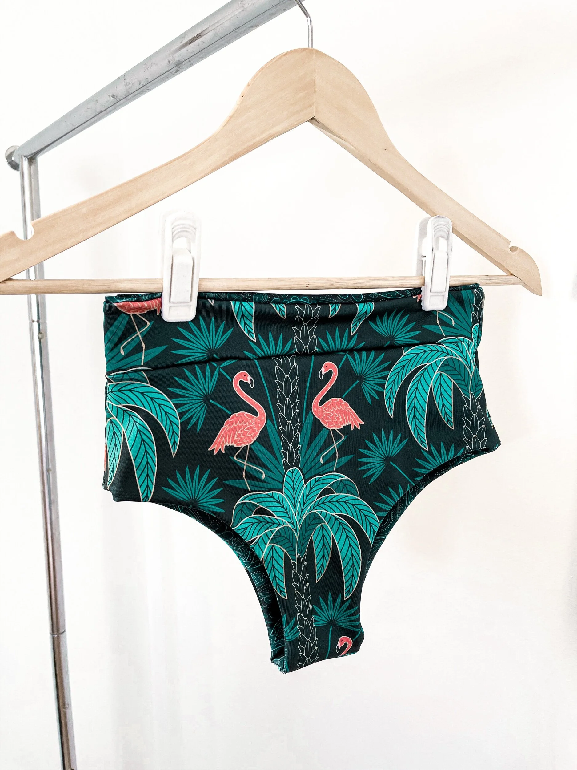 25A90F5B-6E2E-44F3-818D-F79119954940