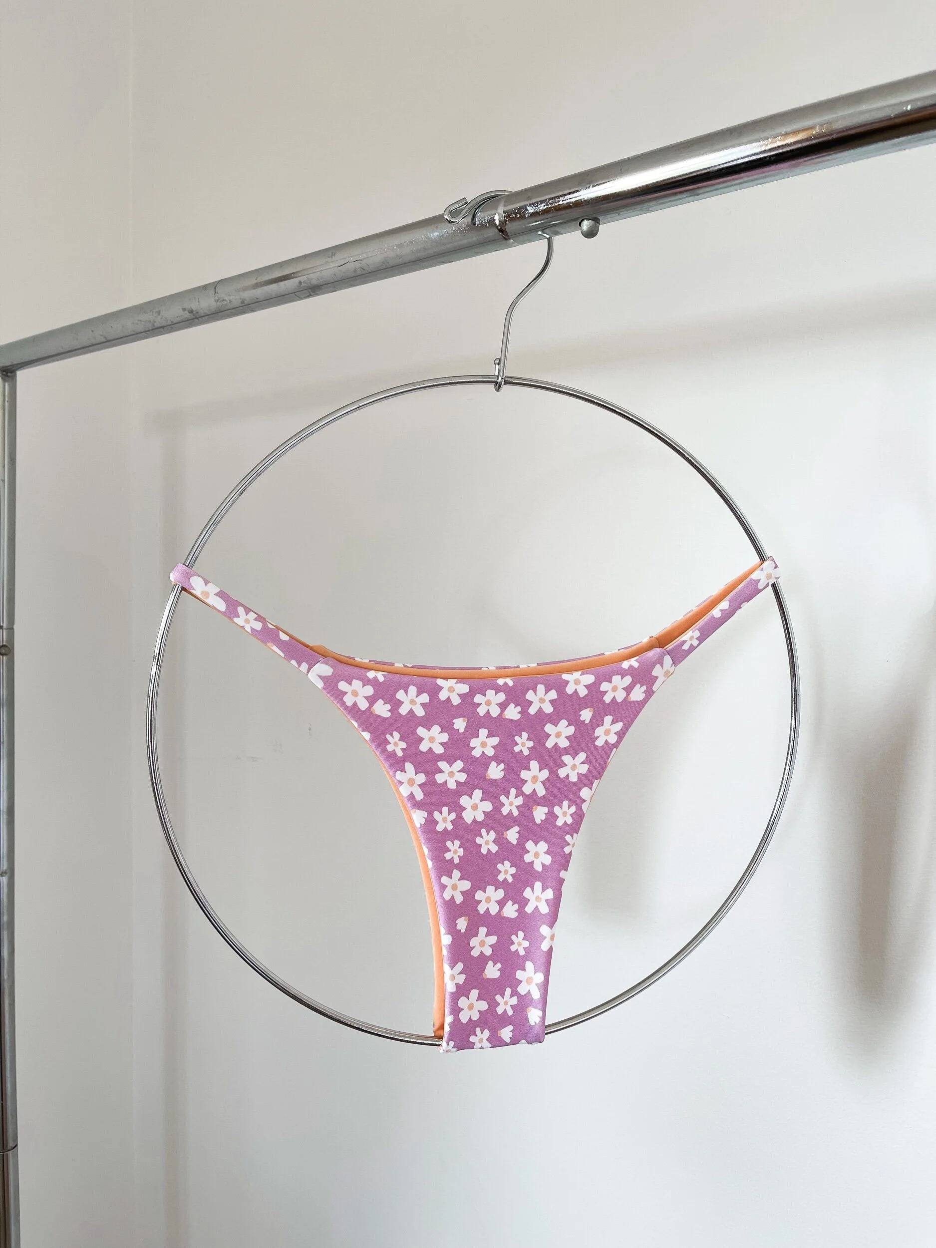 9AC62269-7DA3-4297-9DD6-73D0A7E103BB