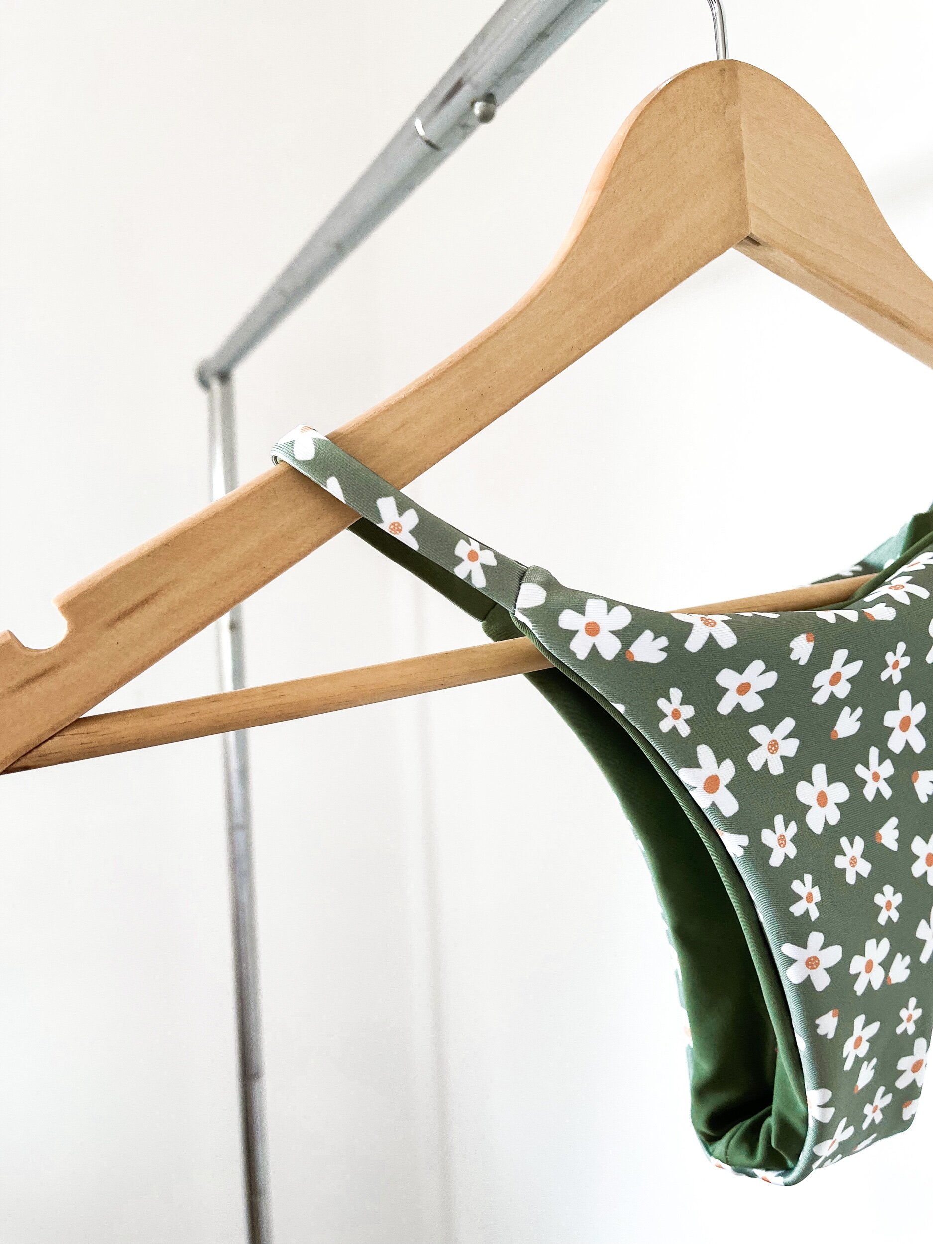 6C0AA1D2-CB65-4ED1-B08F-BB168484F49A