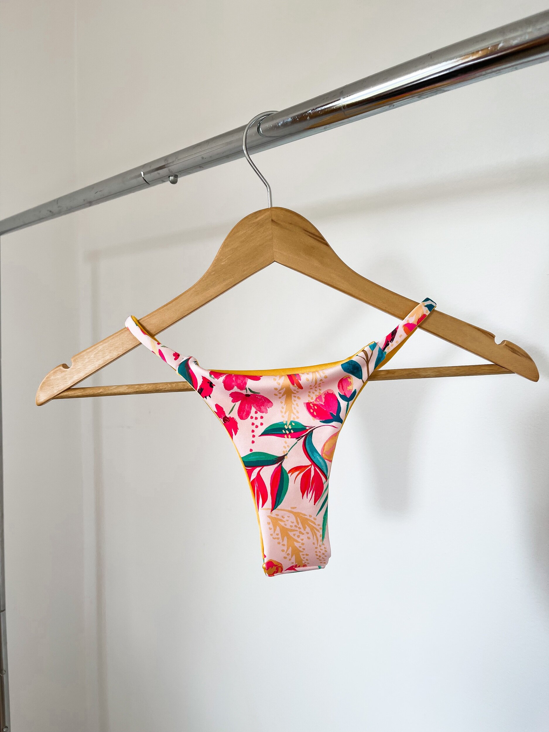 4F82AB87-7645-4E95-A7D9-1FDA4B57EE4F