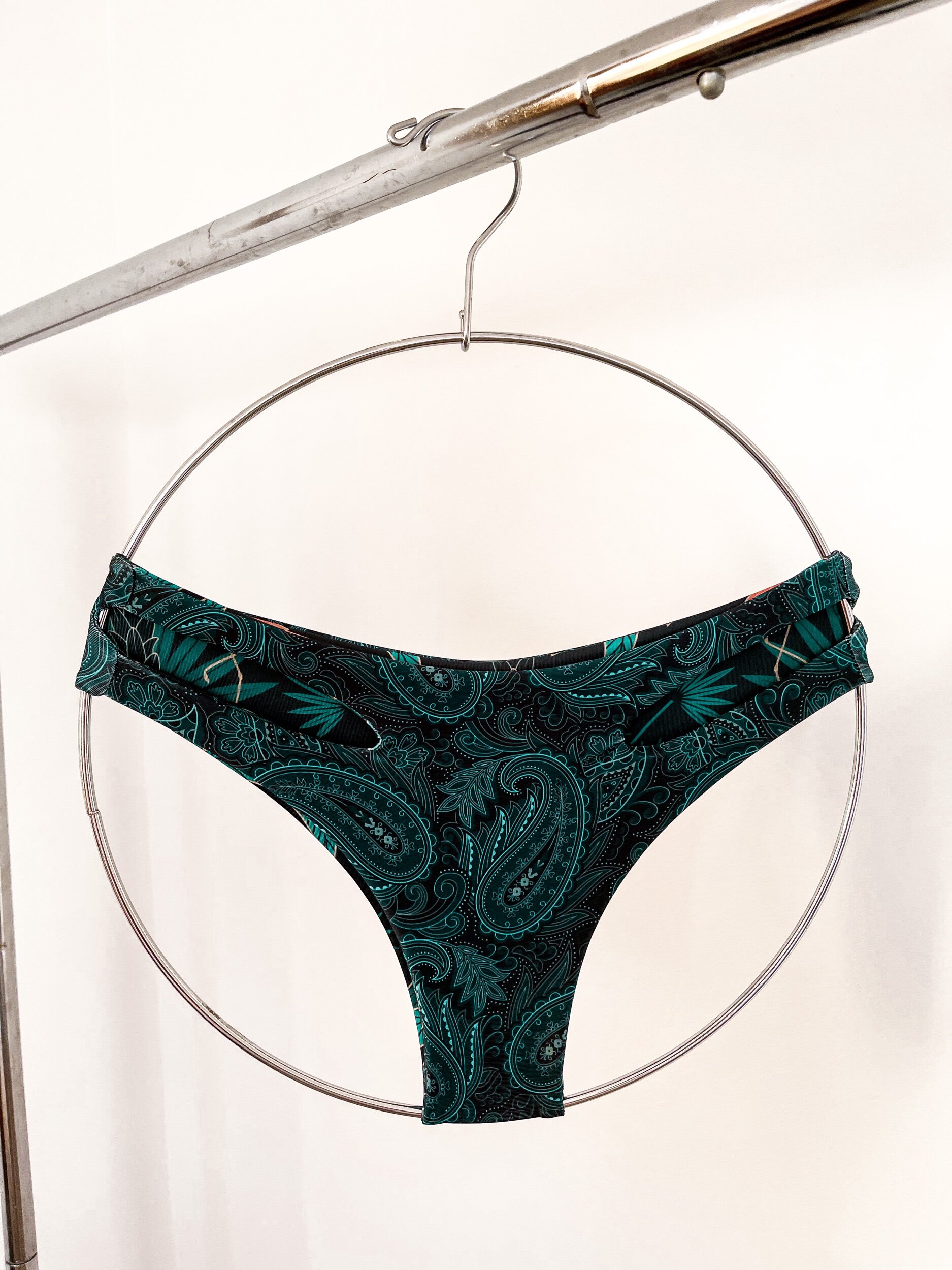 8FE446BB-0E8E-4F62-B82C-DEBD5CC865AE