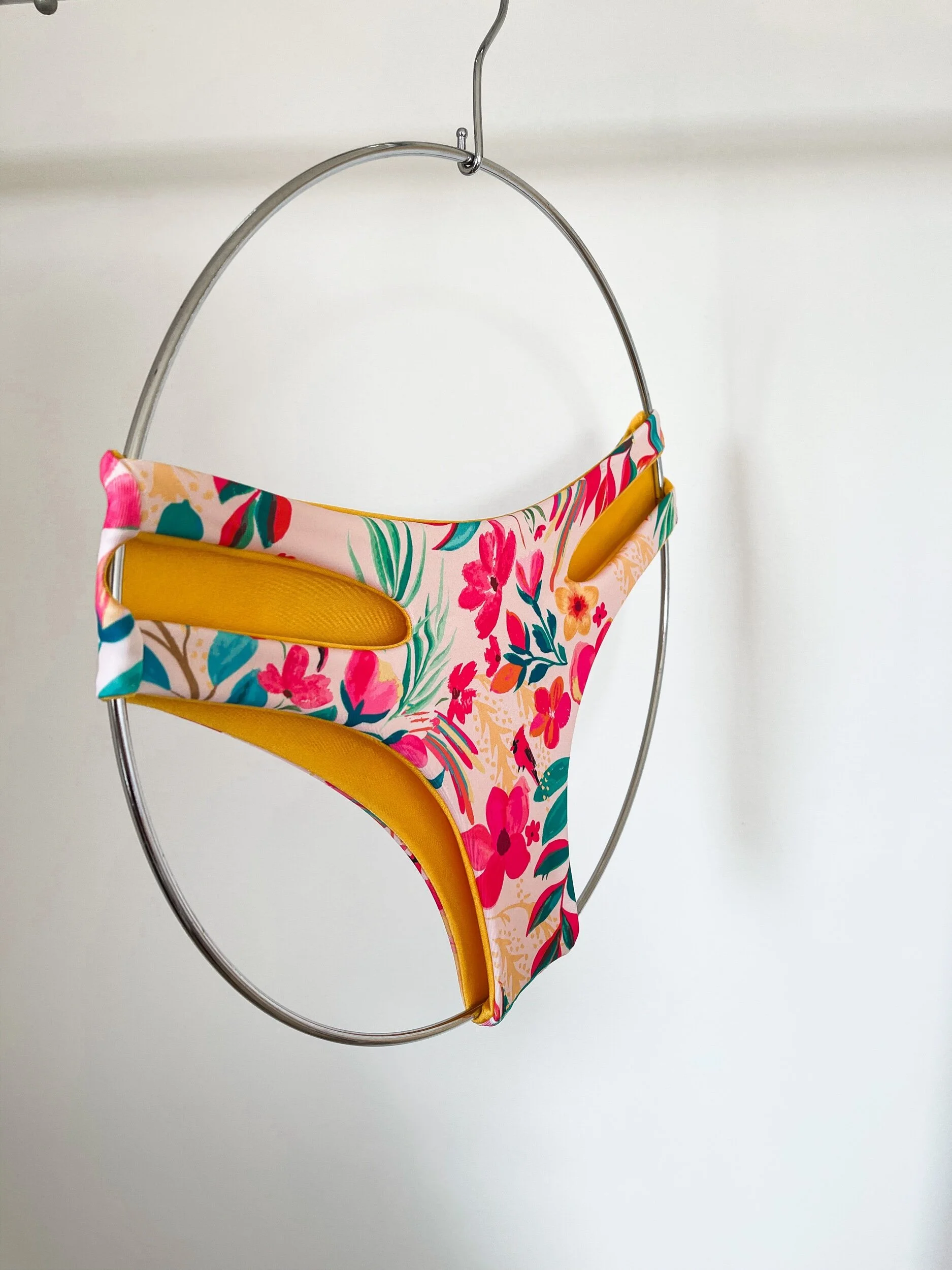 187D9103-E6D1-4FD1-A112-C65989C56525