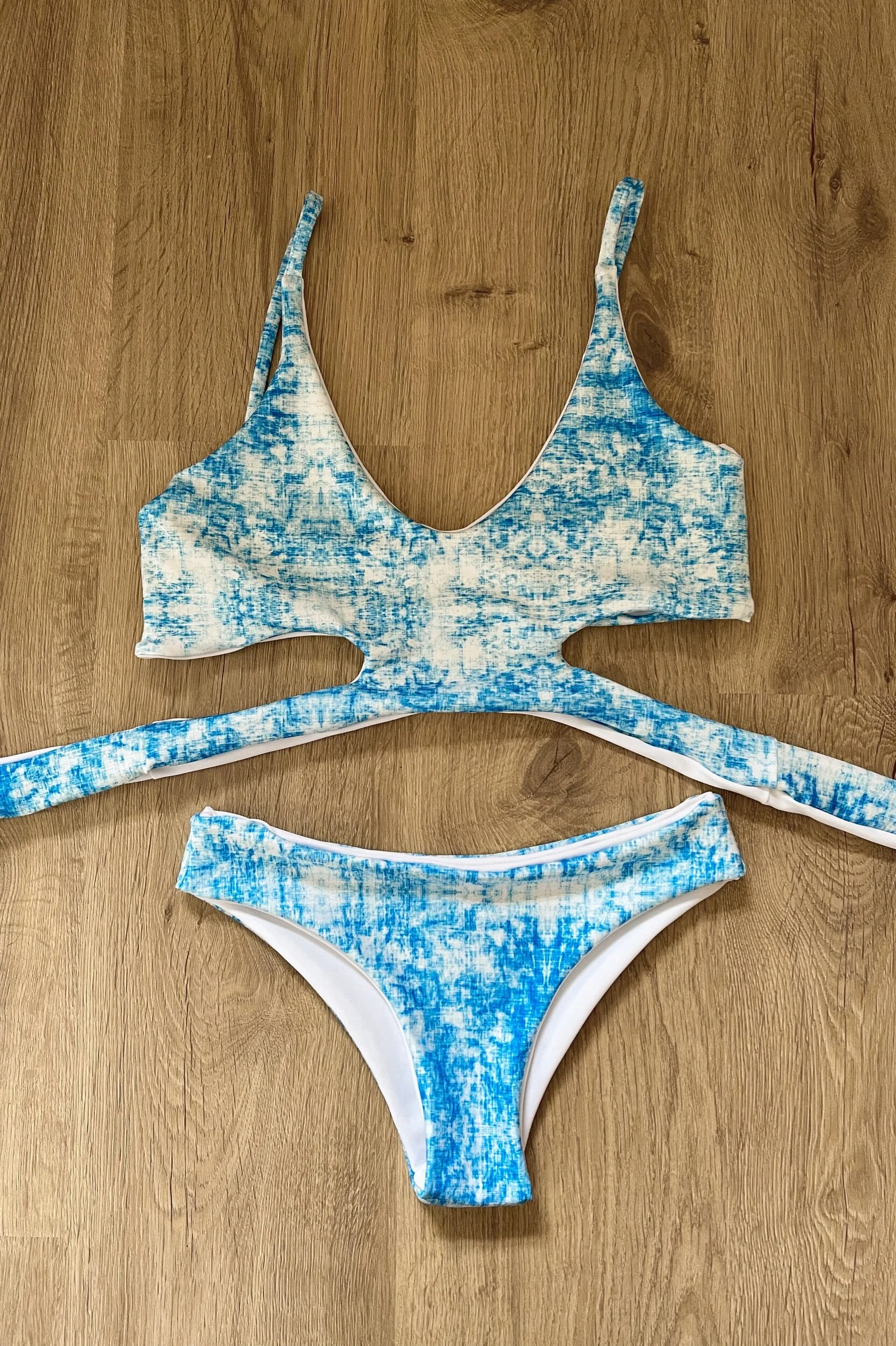 4921A1DD-5A90-4AA8-B22D-66910FF17206