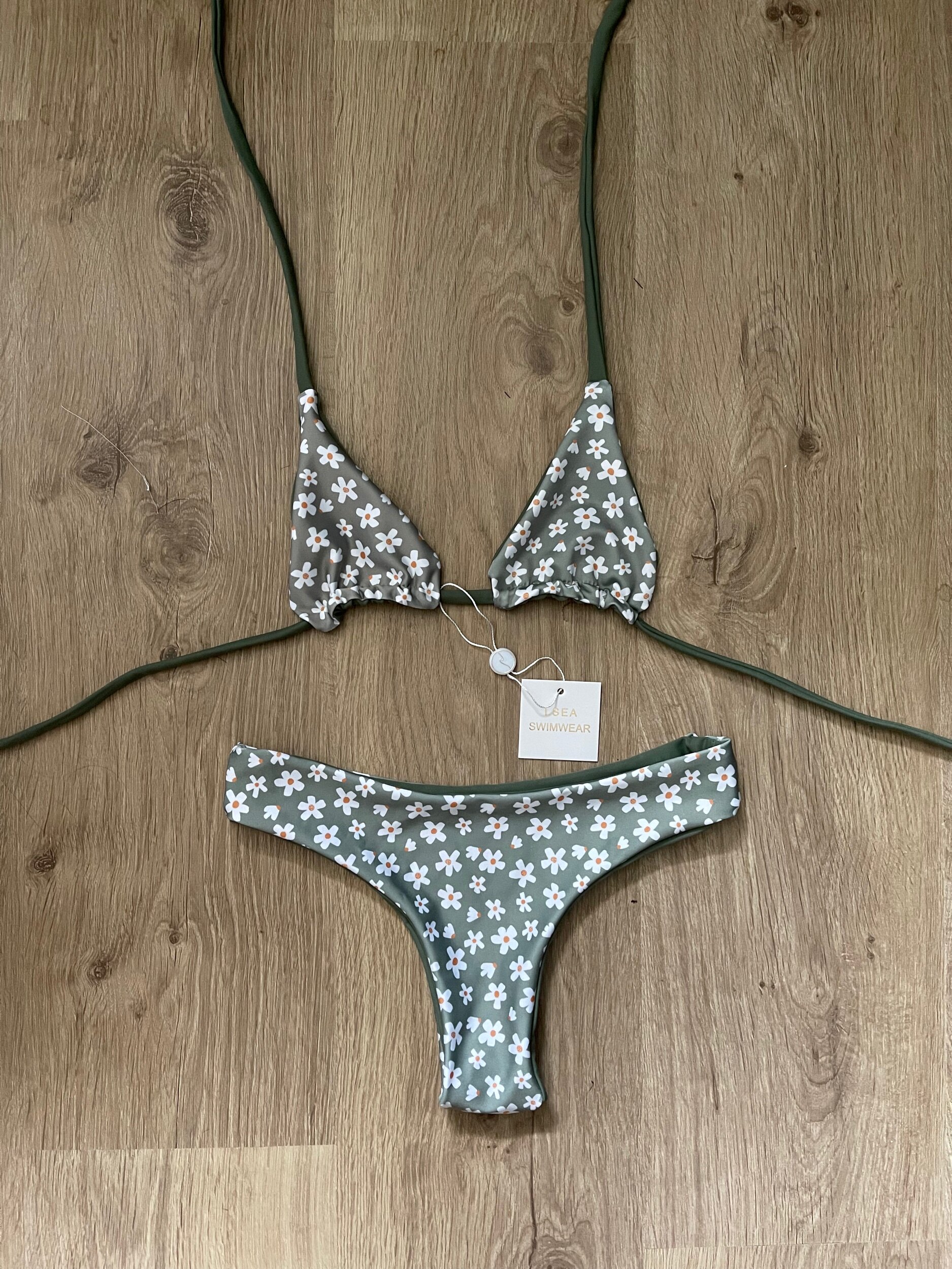 A89E8172-4C05-400D-B359-C4A8D7D2D27B