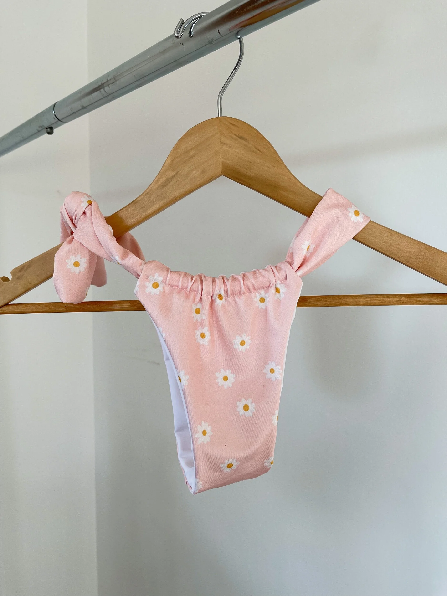 CAF3323A-C76D-4C09-A1EF-93A31406BF26