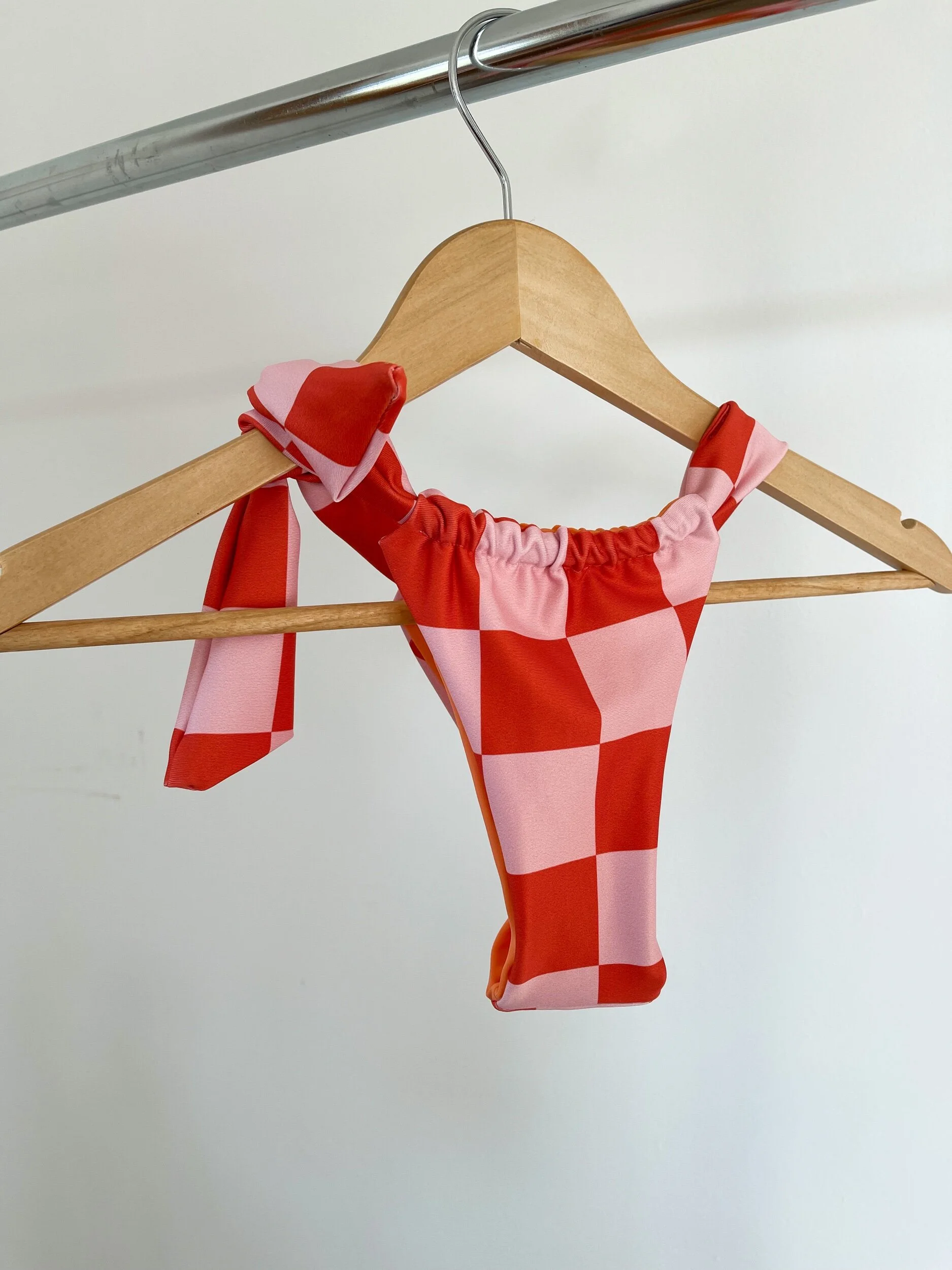 50CEF0AB-7DAF-4CEF-ACD8-F2F4E52038EA