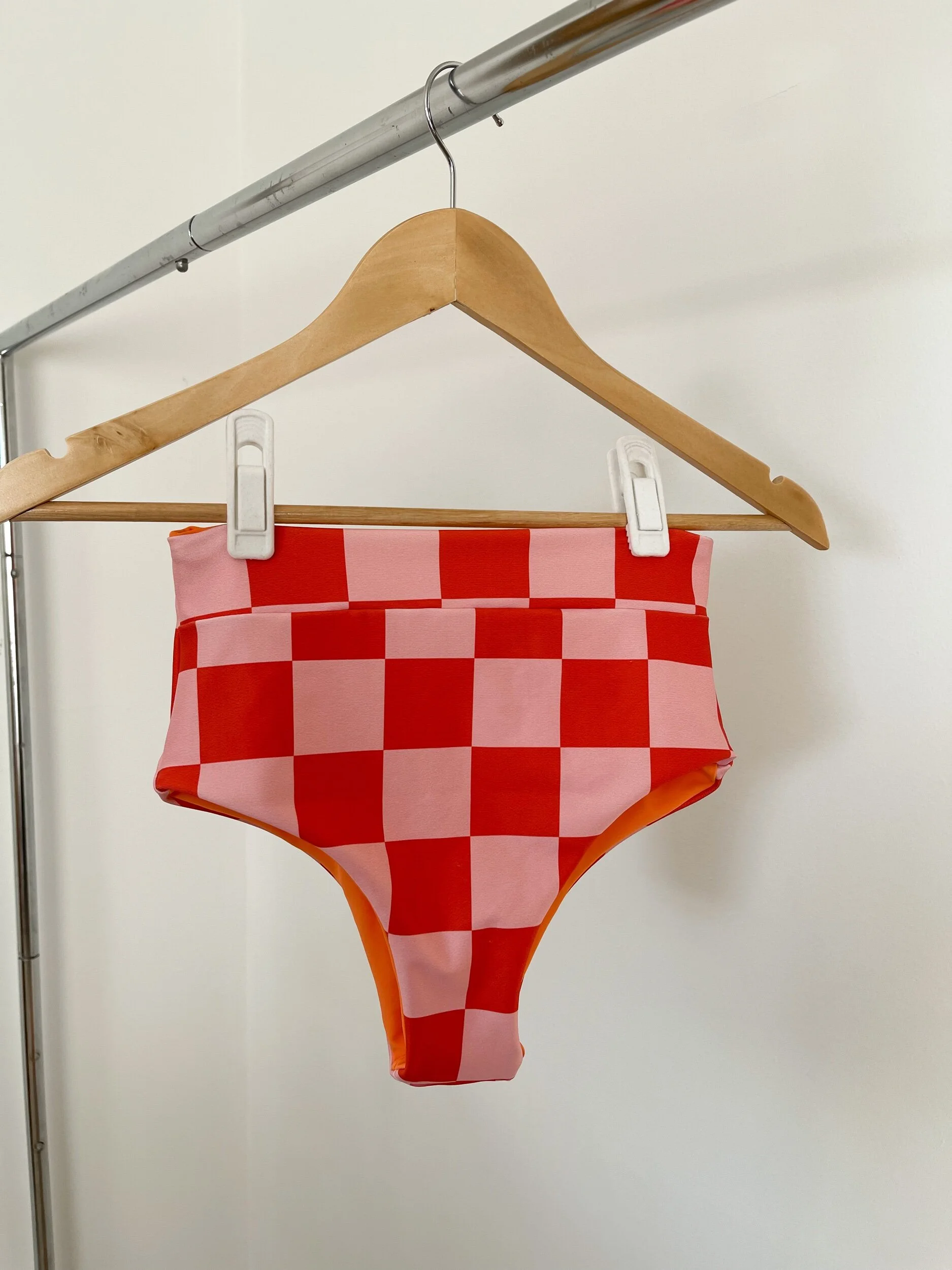 880D9795-6D39-42DA-B837-08CDB20E6592