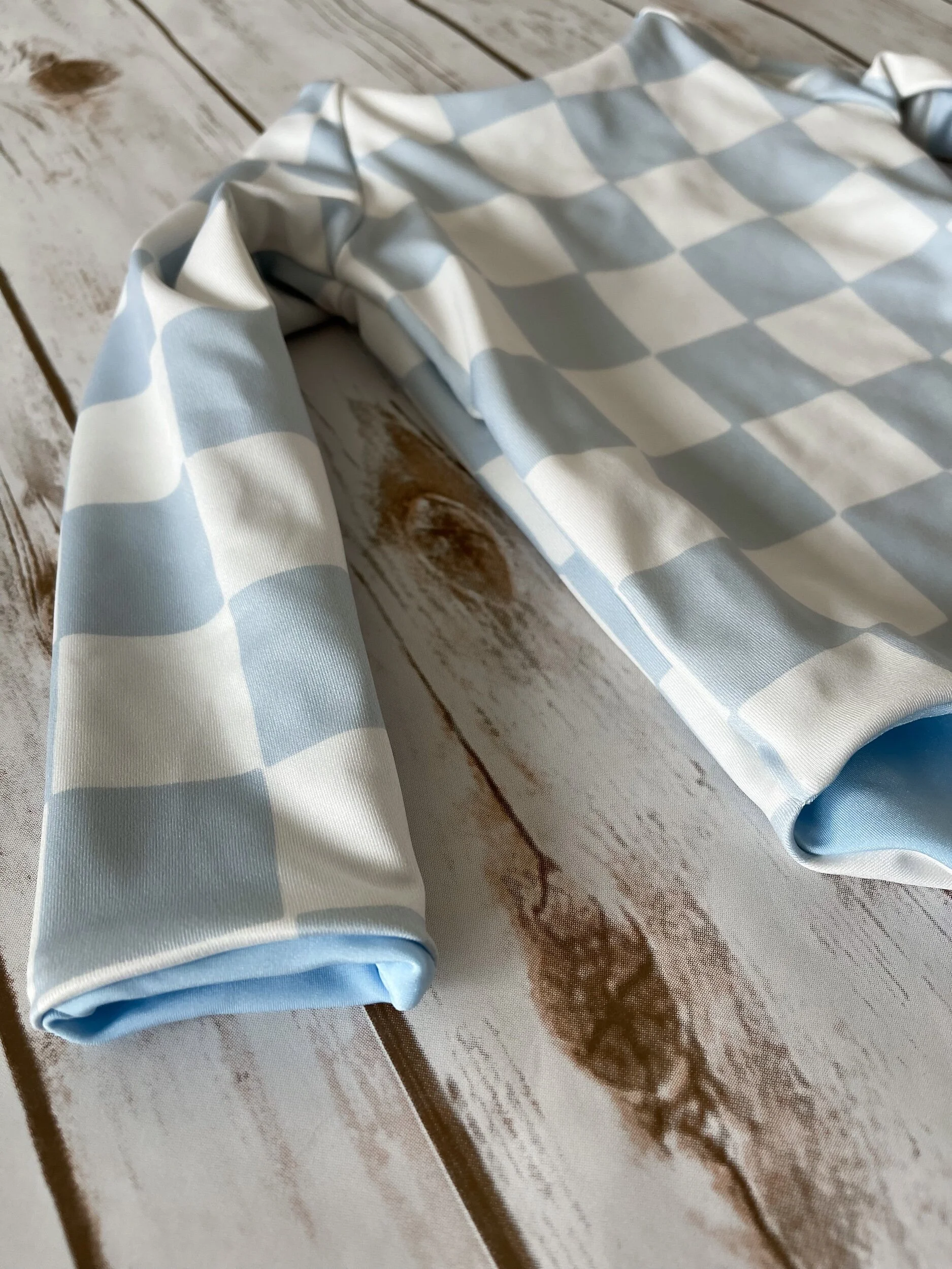 11464437-6CFD-4B2D-AEF0-E8AAA45C5CC7