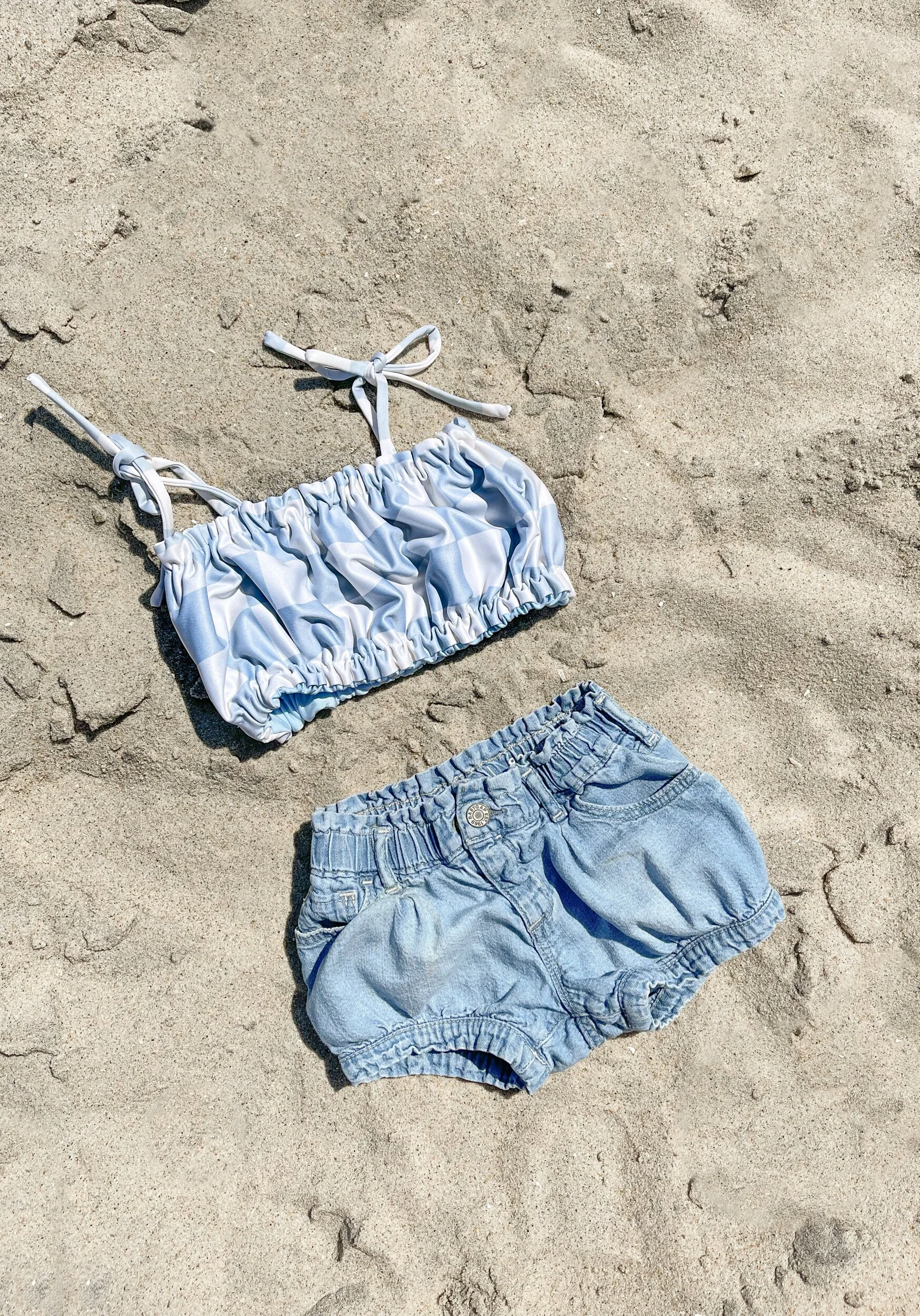 C49CF4DB-78D0-4BDB-A49B-177C607CAF2C