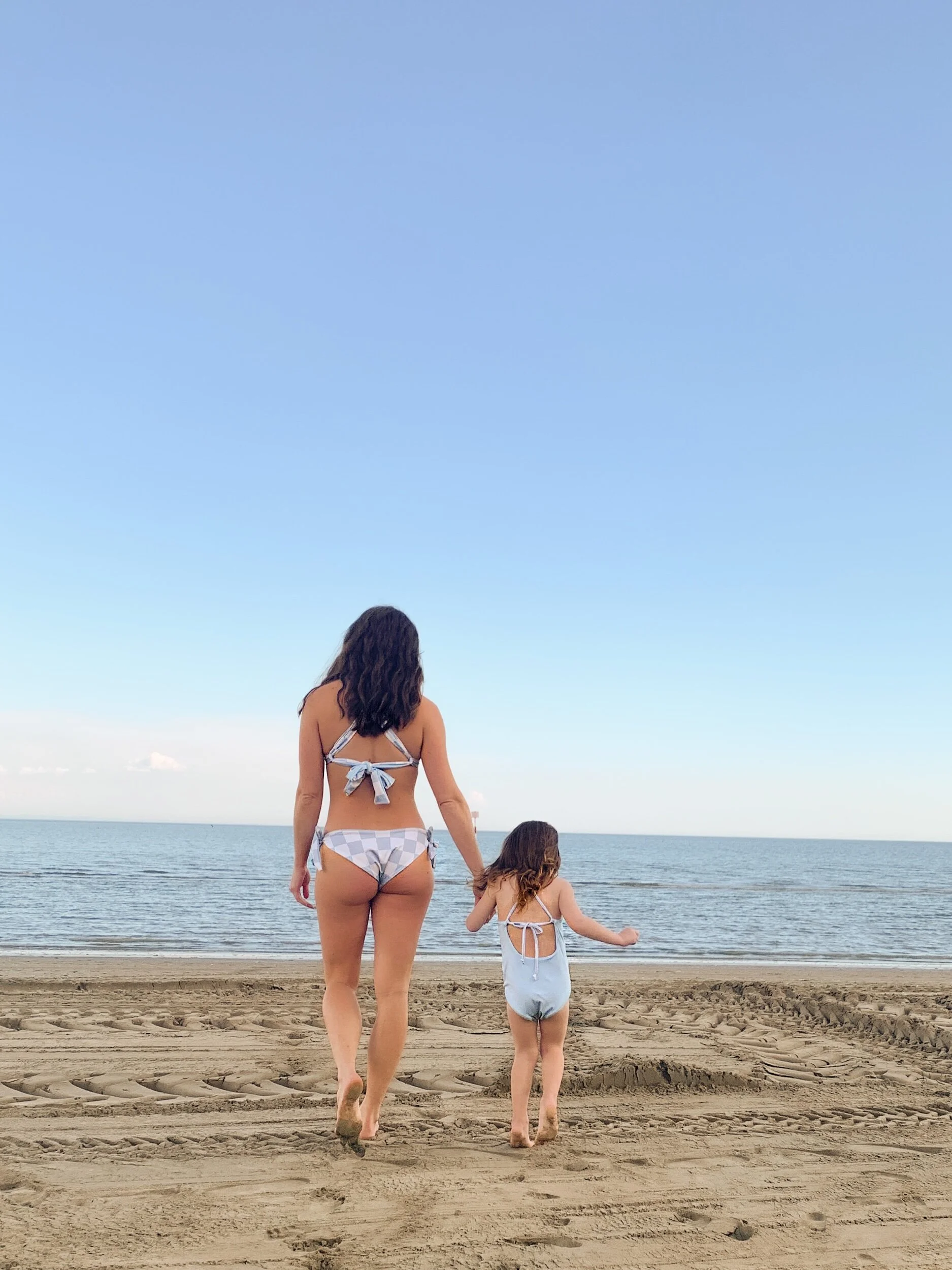 8CBCEC60-1949-4F08-AF98-14946371F0BF