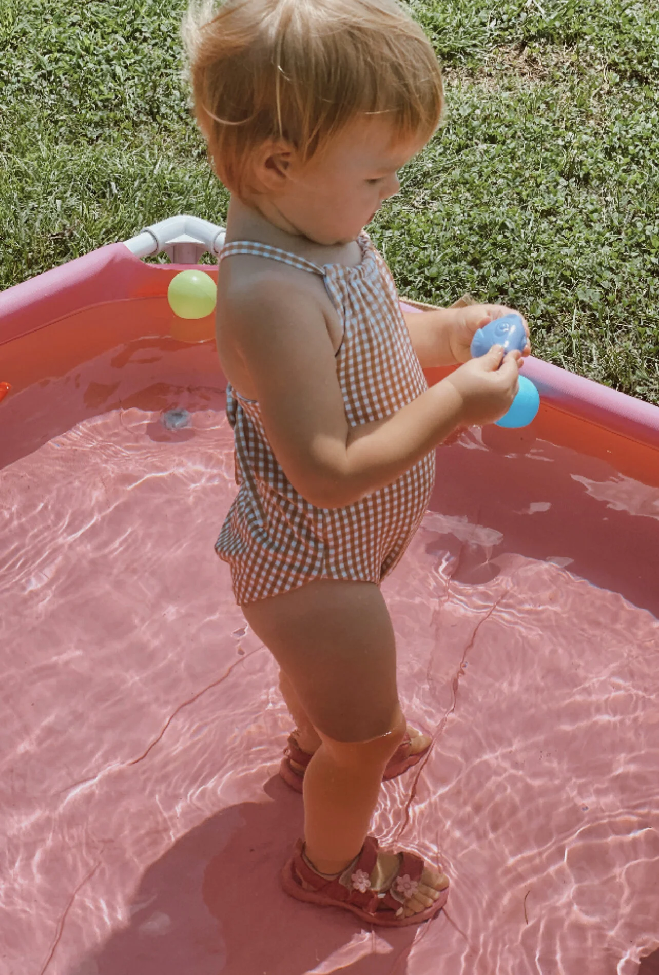 23E9FA10-9332-4088-B09B-5FFB4CCF6236