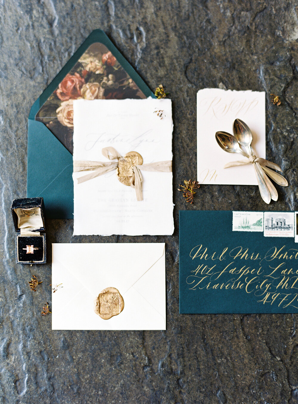 ciarra-claire-custom-wedding-invitations-Rachel-May-Photography-82217-36.jpg