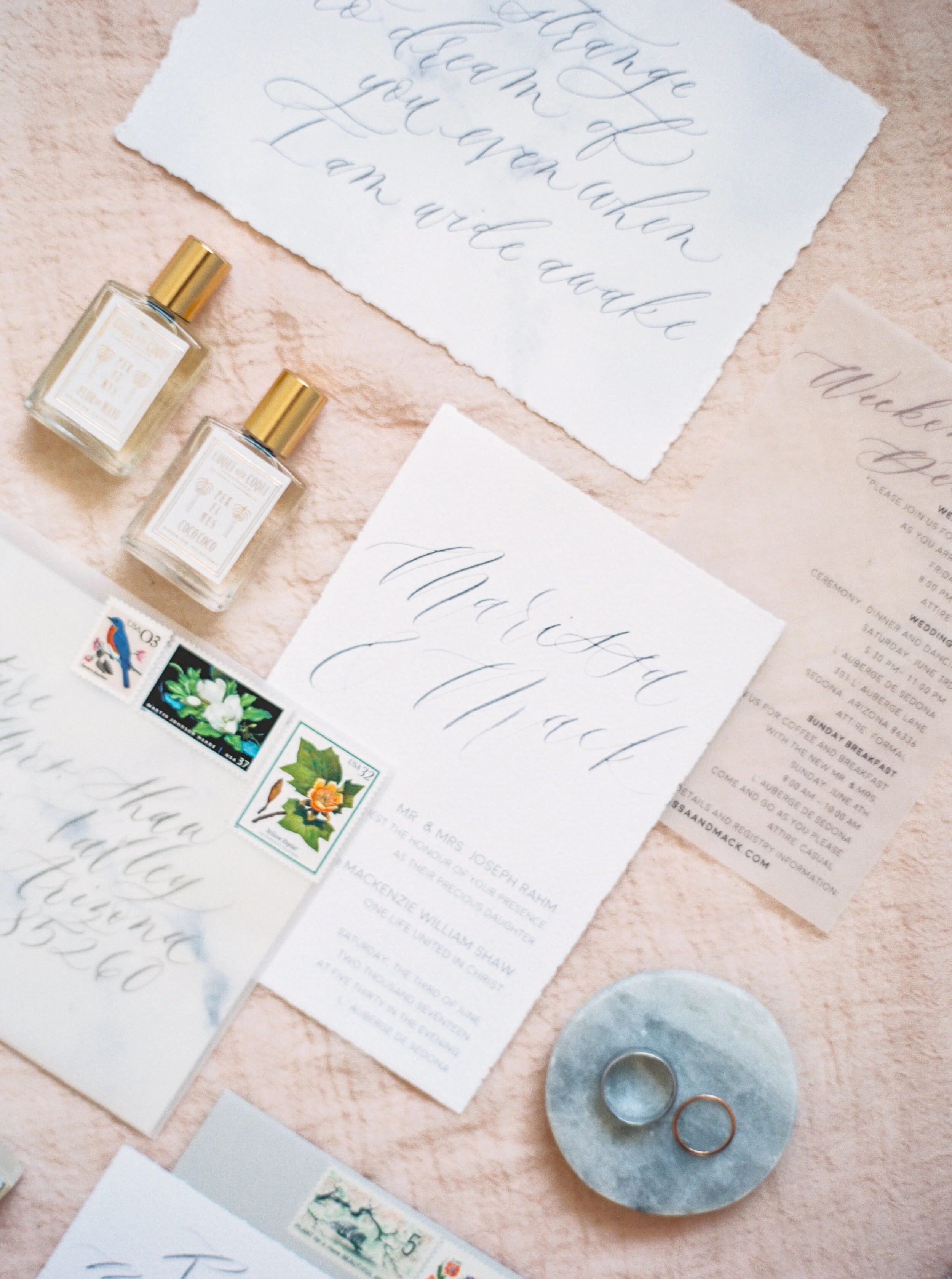 ciarra-claire-custom-wedding-invitations-watercolor-MaryClairePhotography-1.jpg