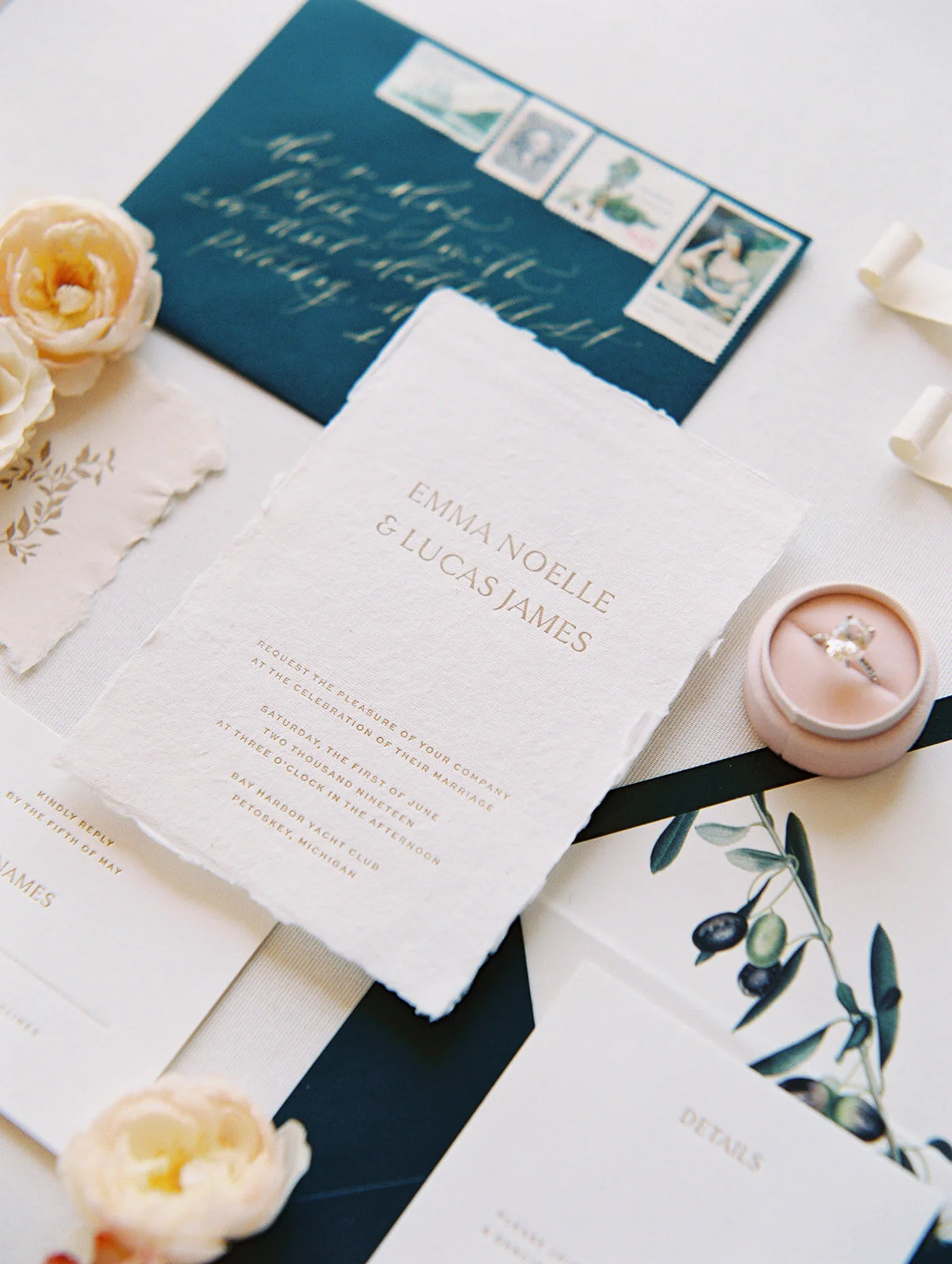 semicustom-wedding-invitations-sophisticate-suite-ciarraclaire-MalloryDawnPhotography-02.jpg