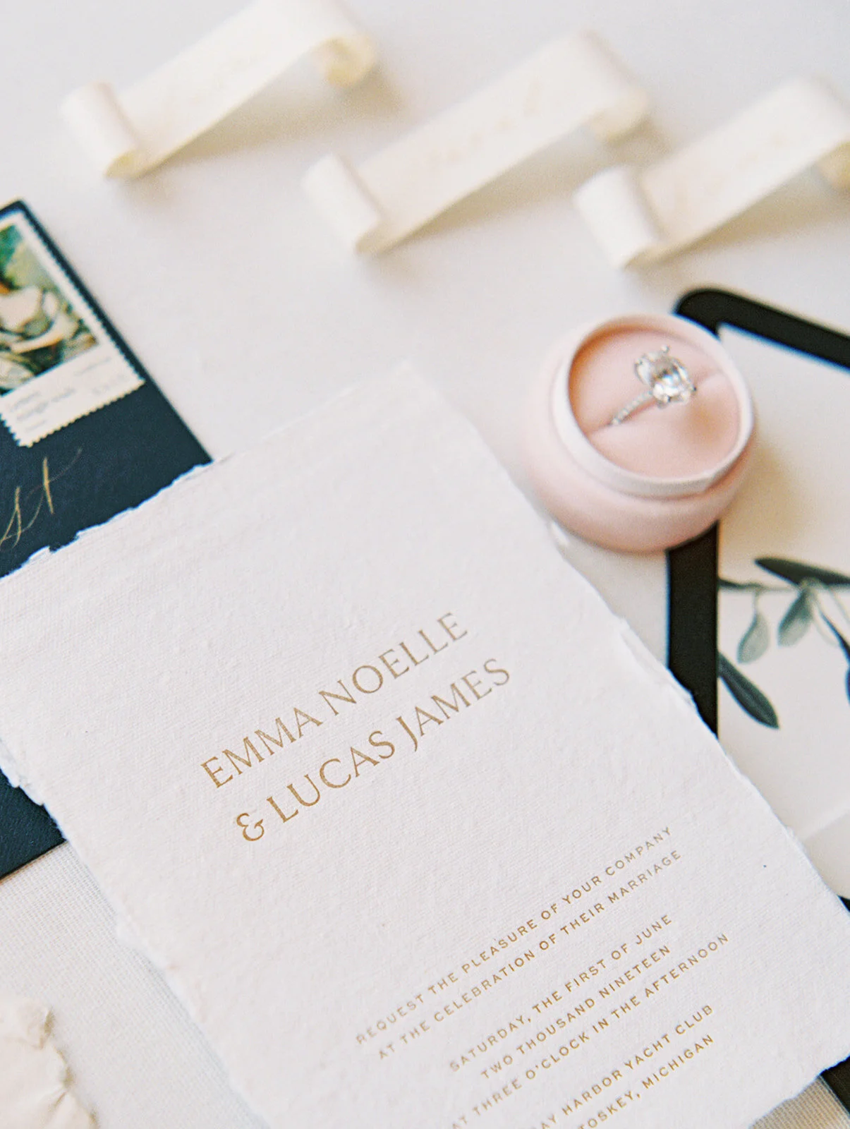 semicustom-wedding-invitations-sophisticate-suite-ciarraclaire-MalloryDawnPhotography-03.jpg