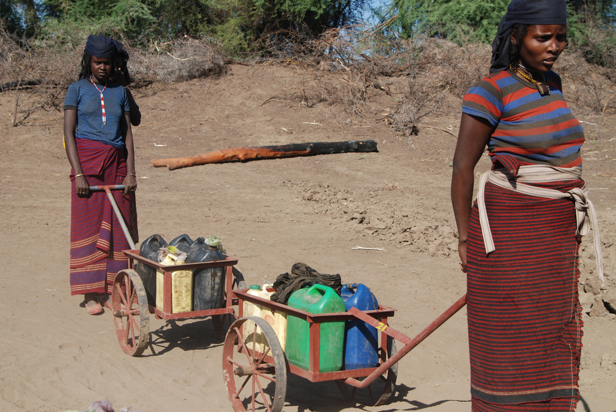 Barefoot_Projects_WaterCartsPS003copy.jpg