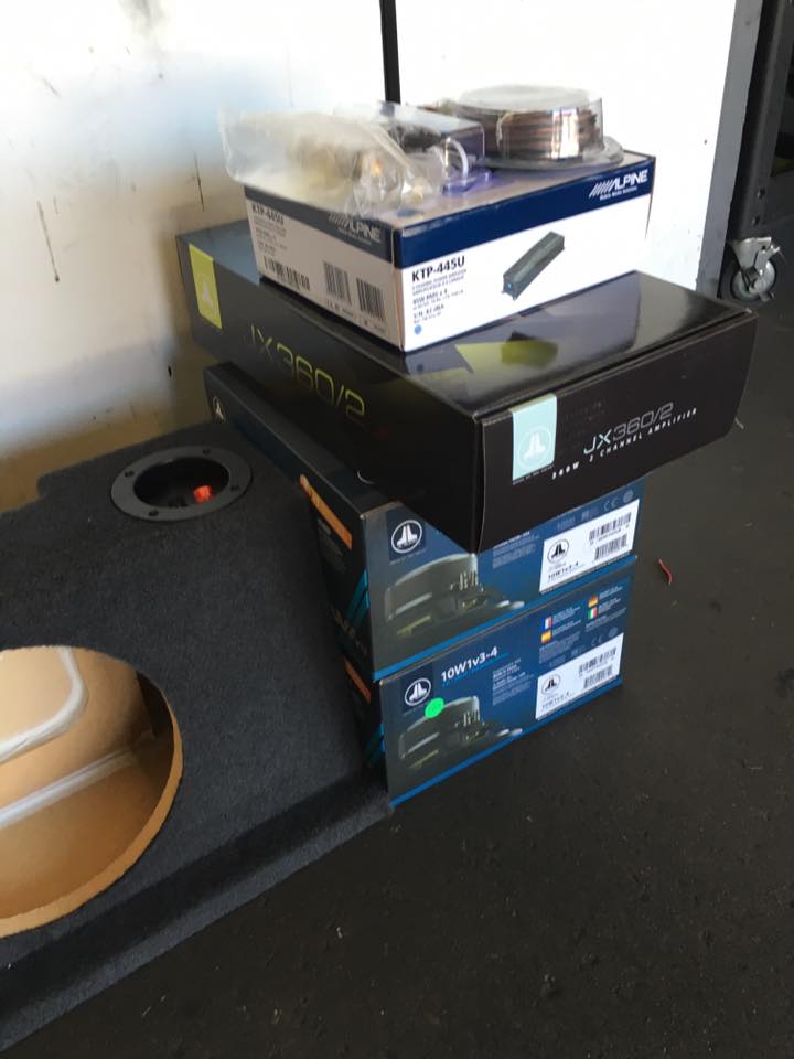 Custom Car Stereo System in Escondido