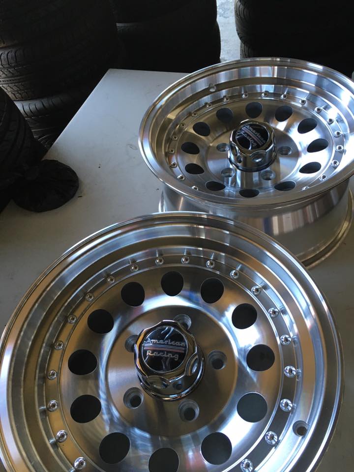 Silver Chrome Car Rims and Expert Installation