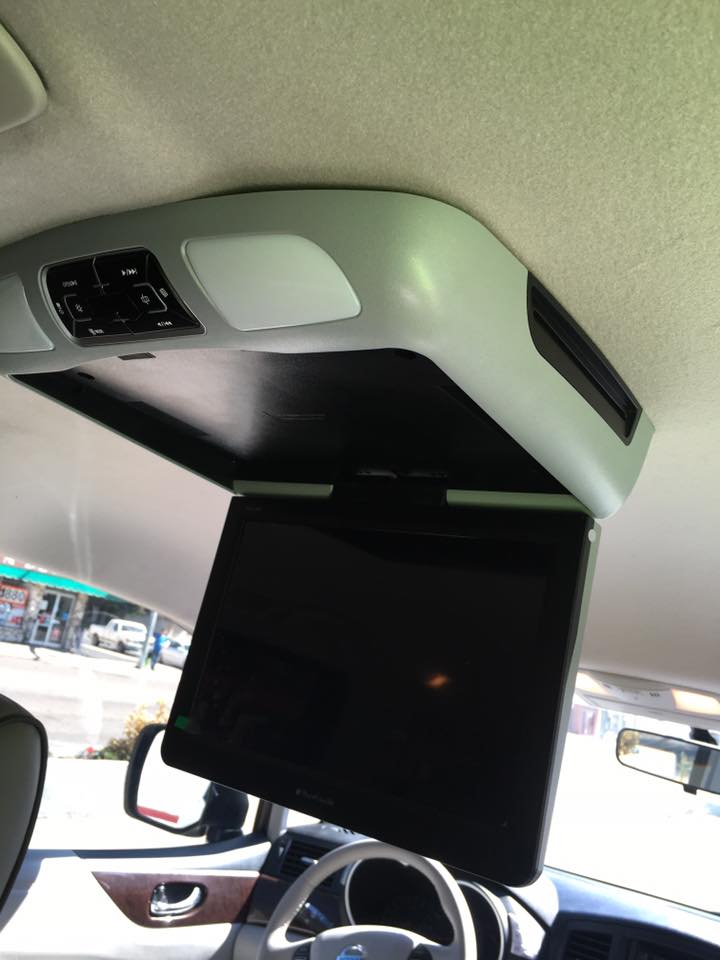 Get a new car video player in Escondido