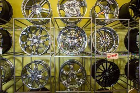 Cheap car rims in Escondido.