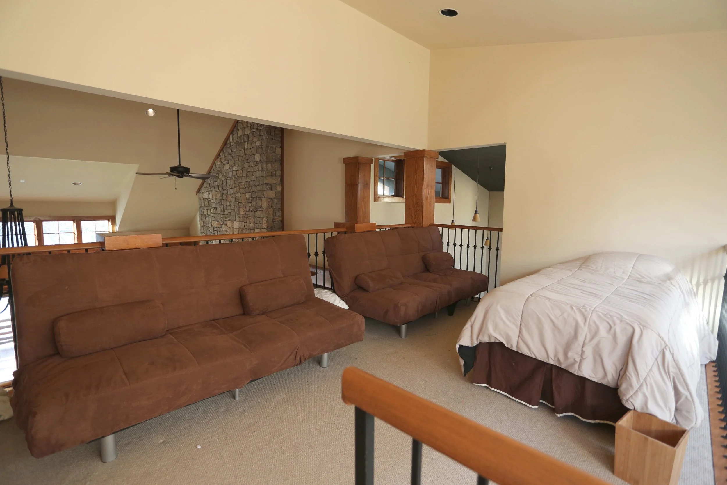 L L4 kiitchen loft.jpg
