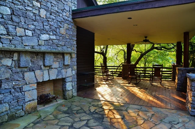 L OS porch Outfireplace.jpg