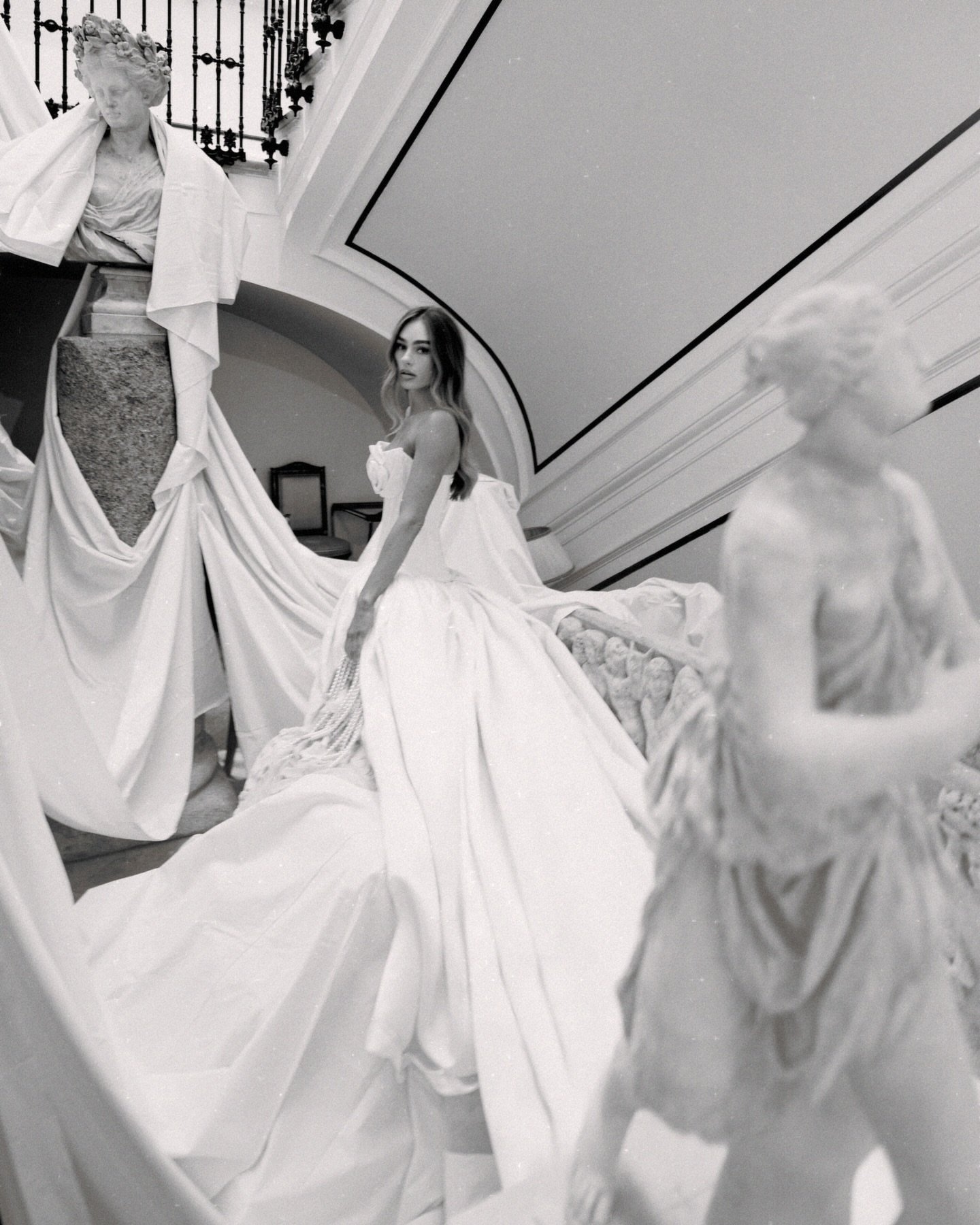 Alyssa &amp; Jess carried us through five unforgettable days of celebration, beauty, and moments that still feel timeless under the Sorrento sun. @alyssacaparelli &amp; @jessmolasky 🦪&hearts;️

Photography @bottega53 
Beauty @marcelabantea_weddingpr