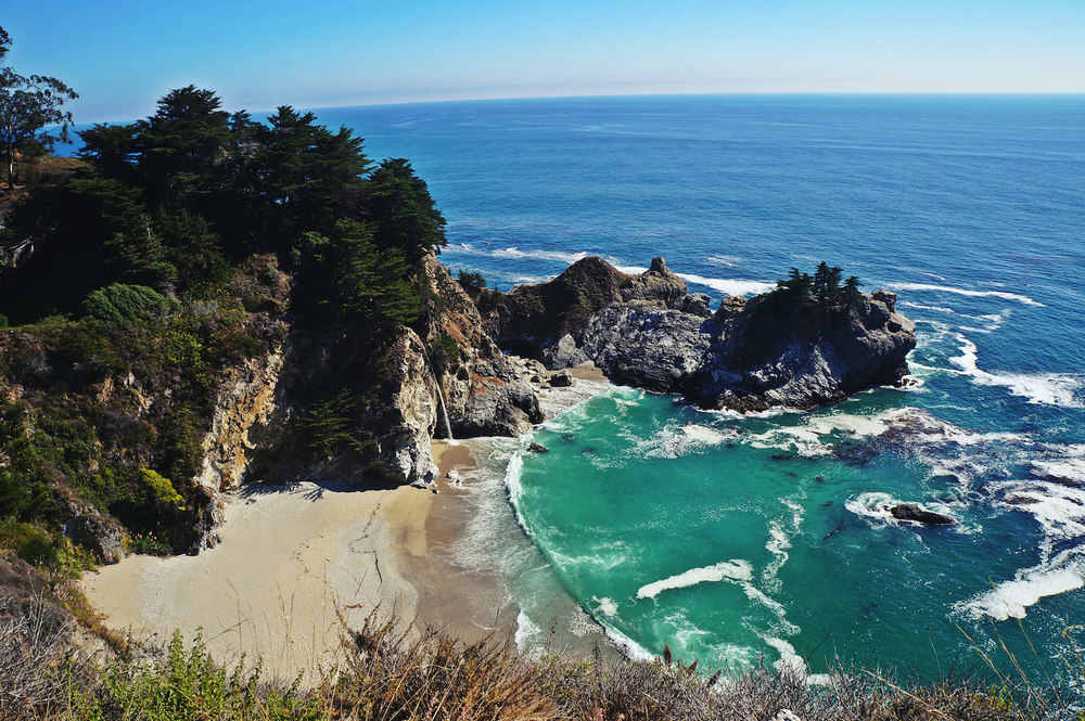  Julia Pfeiffer Burns State Park. &nbsp;Absolutely jaw-dropping. &nbsp;Most of the beaches (like this one)&nbsp;are not accessible. &nbsp;You watch from towering cliffs.&nbsp; 