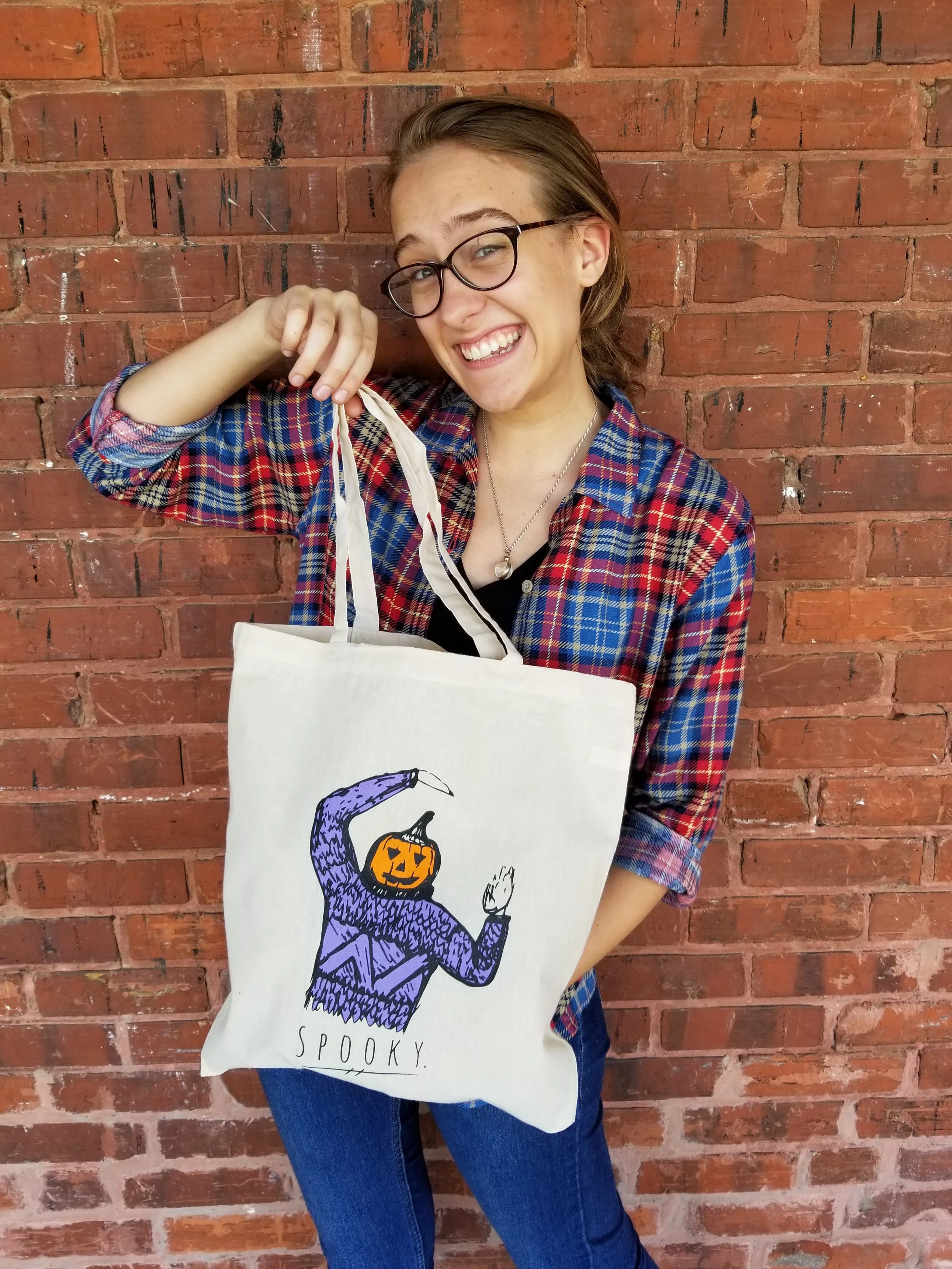 Halloween tote.jpg