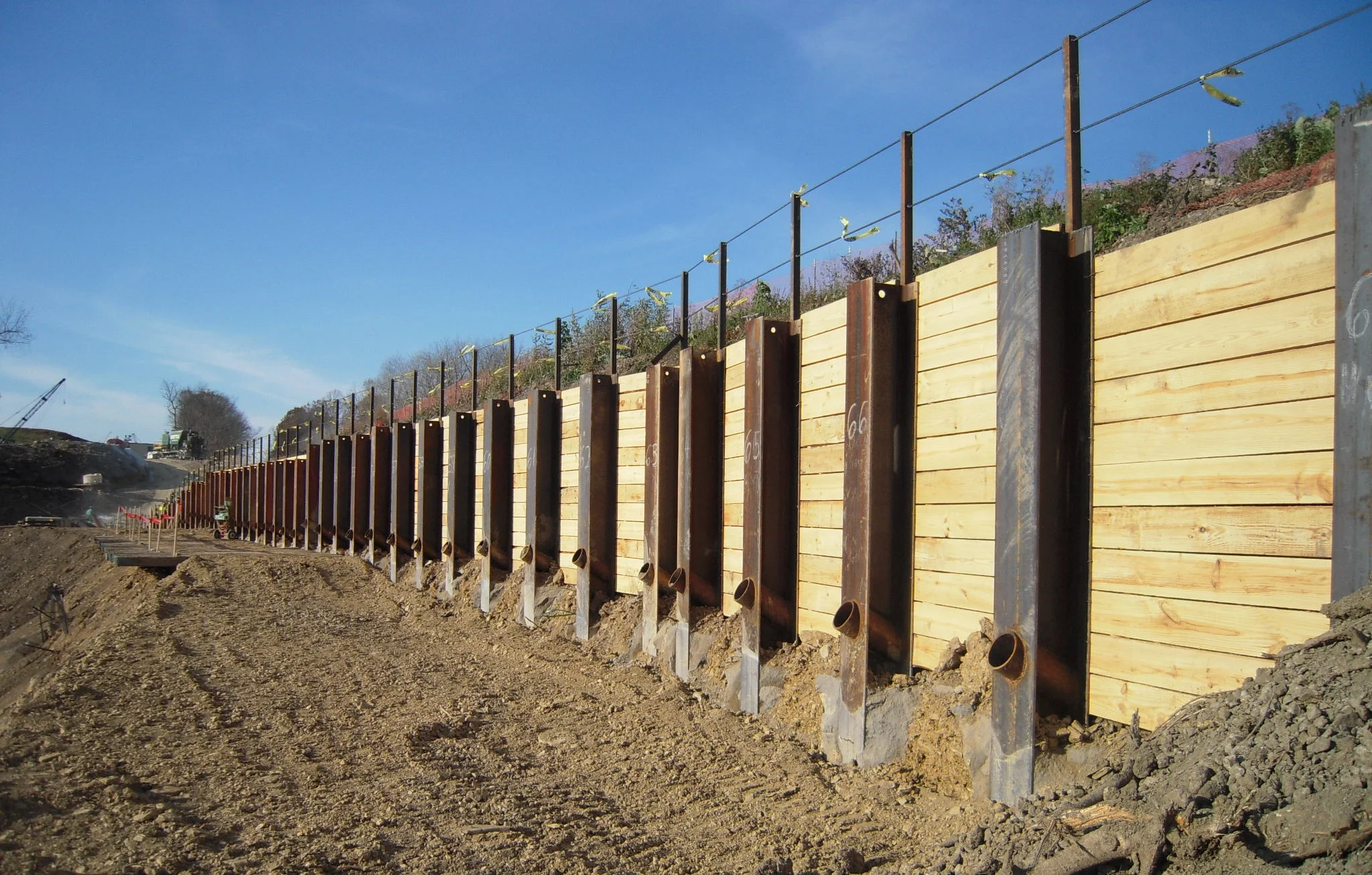 Pinnacle Design Build Group Inc Combination Retaining Walls