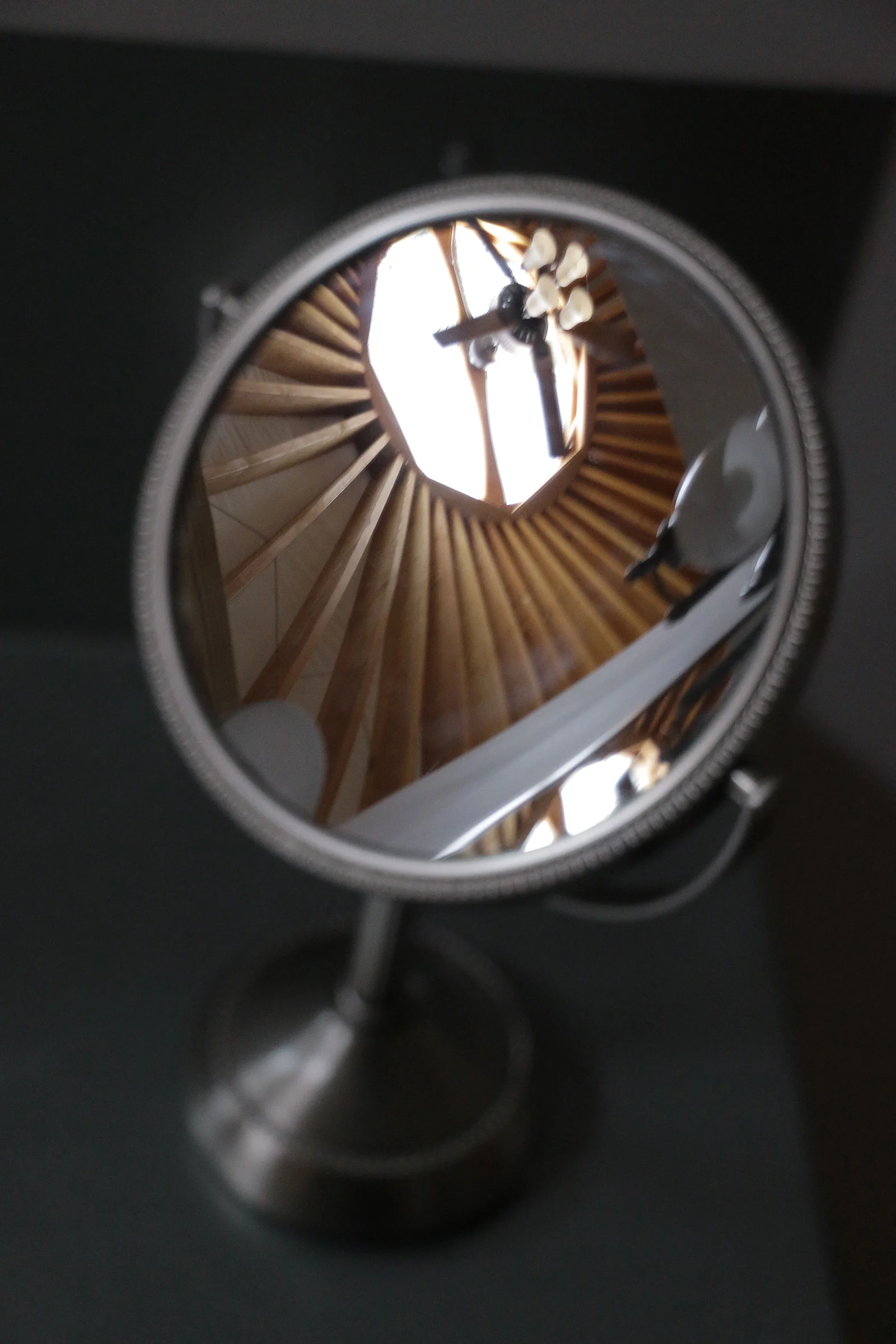 Mirror_2453.jpg