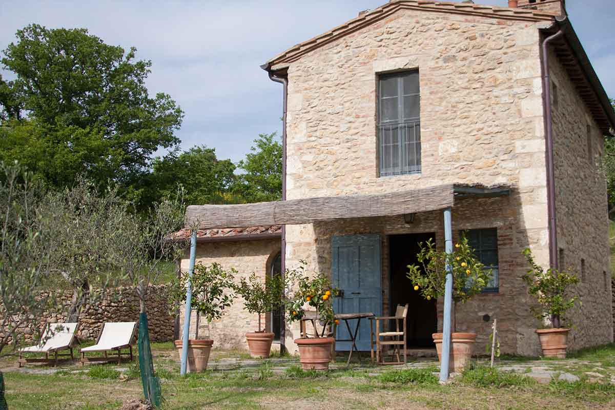 Casina_Blu_agriturismo_podere_spedalone_1-bis.jpg
