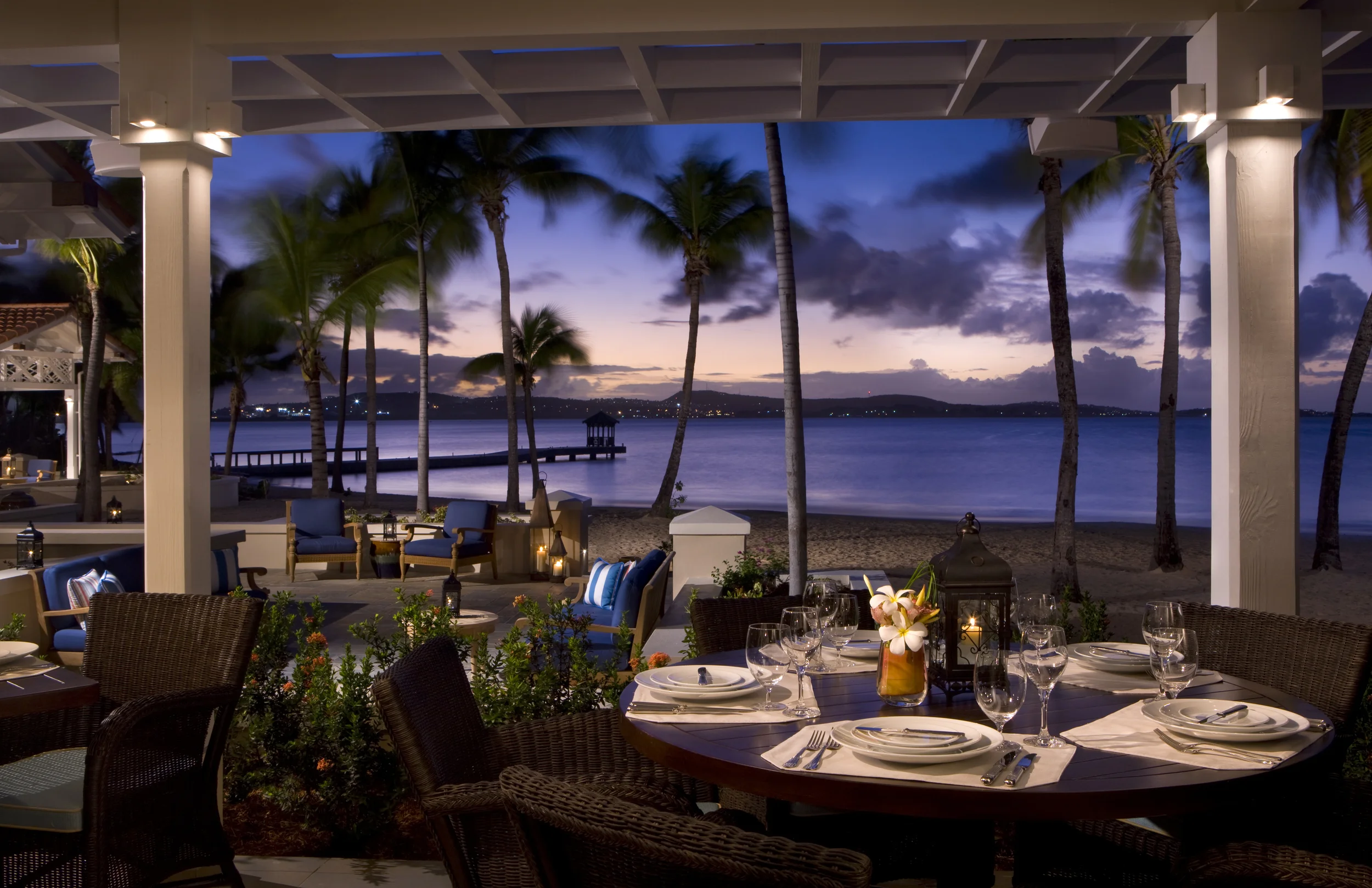 H0HTD_25793504_JBverandasunset.jpg