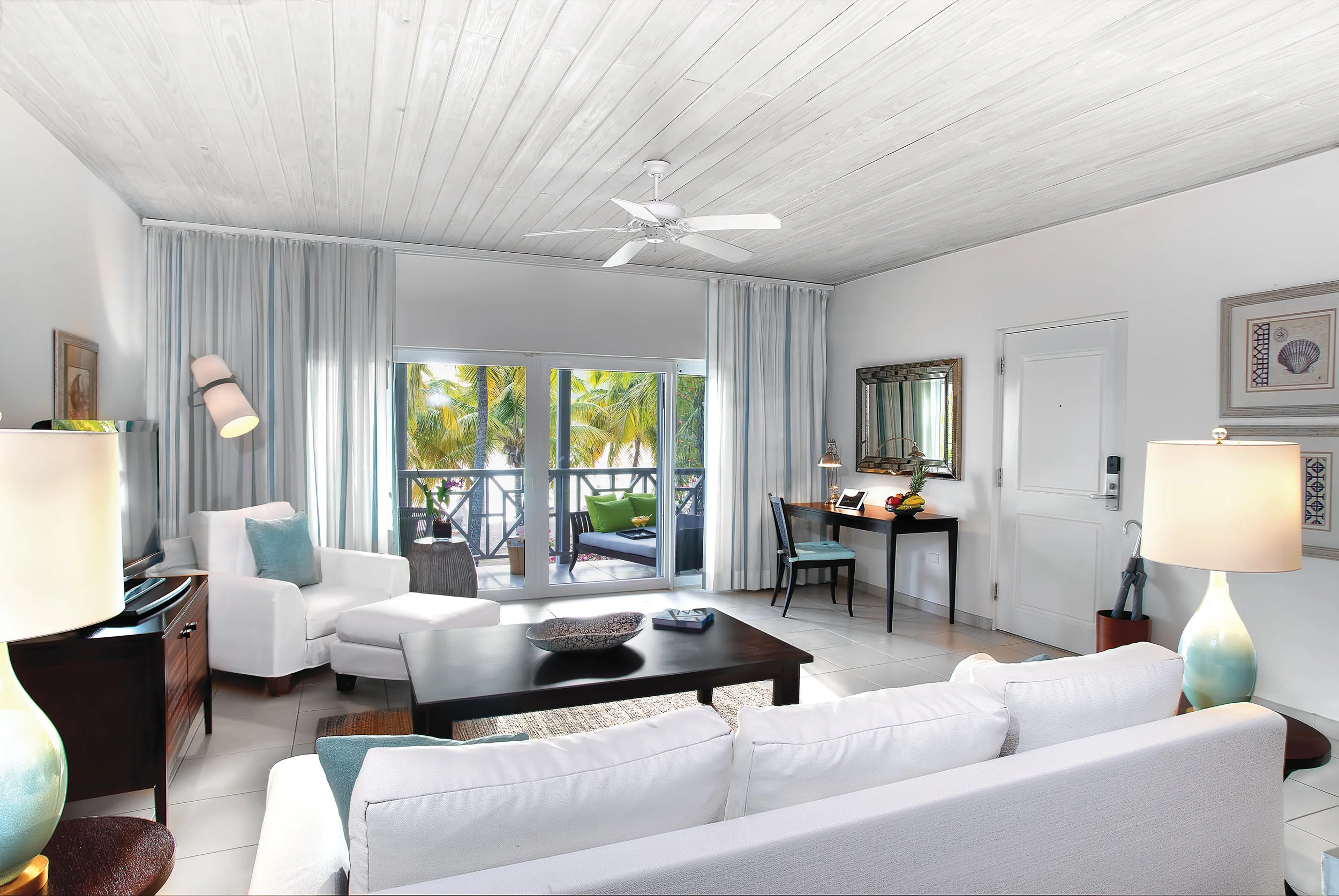 Ocean Suite Living Room.jpg
