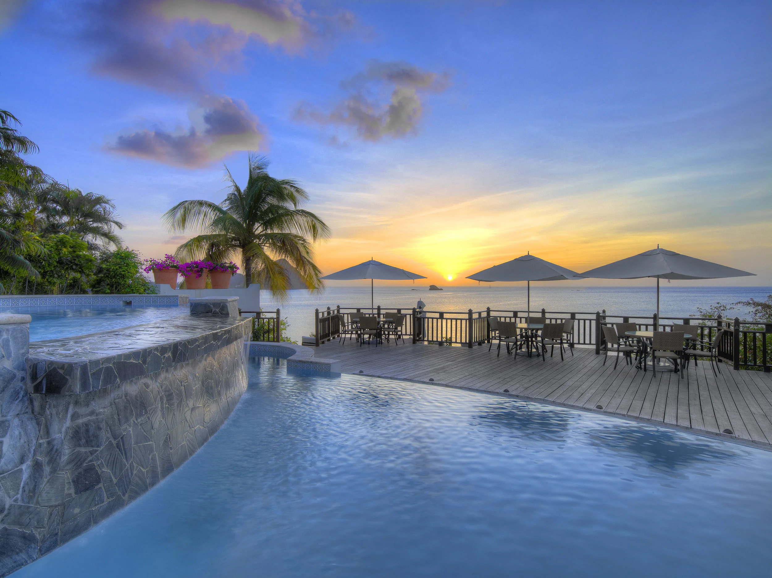 02 - Cap Maison perfect sunsets from Clifftop pool.jpg