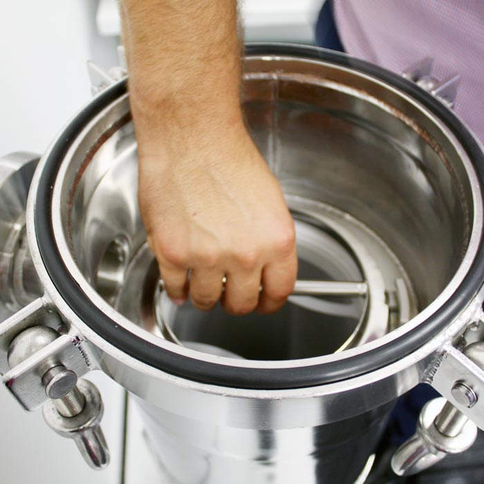 Pressure-Vessel_Hand-web.jpg