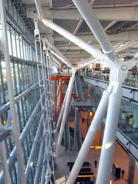 2870012_99c90b02.jpg